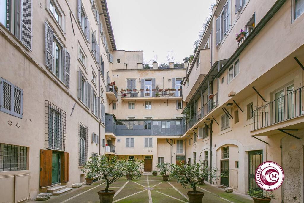 Appartamento Palazzo Scapucci A Navona Roma