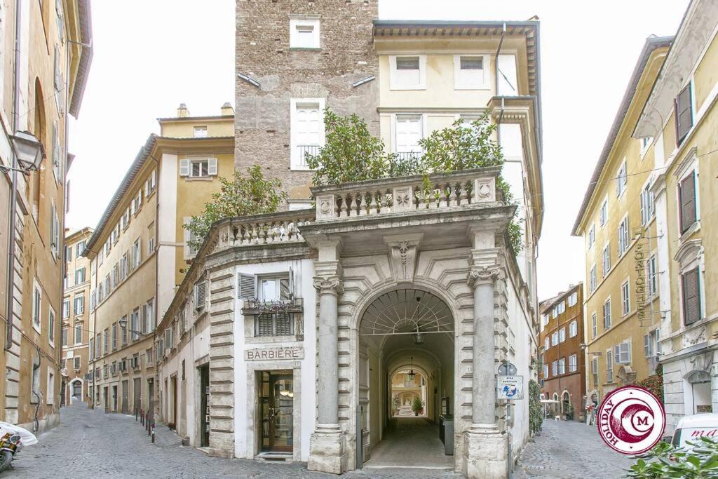 Palazzo Scapucci A Navona * Roma