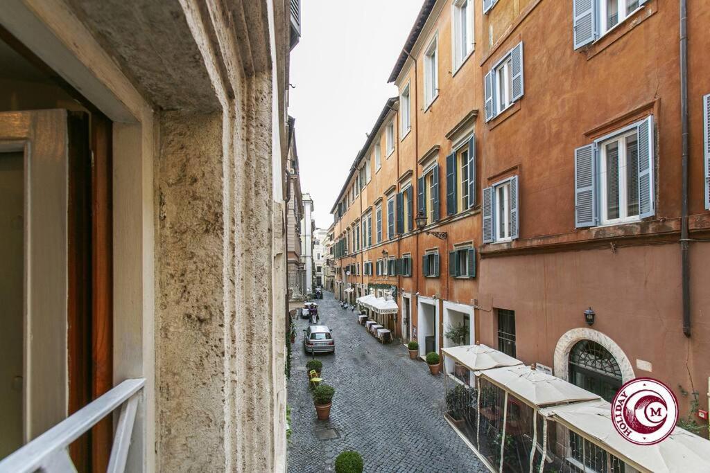 Palazzo Scapucci A Navona Roma