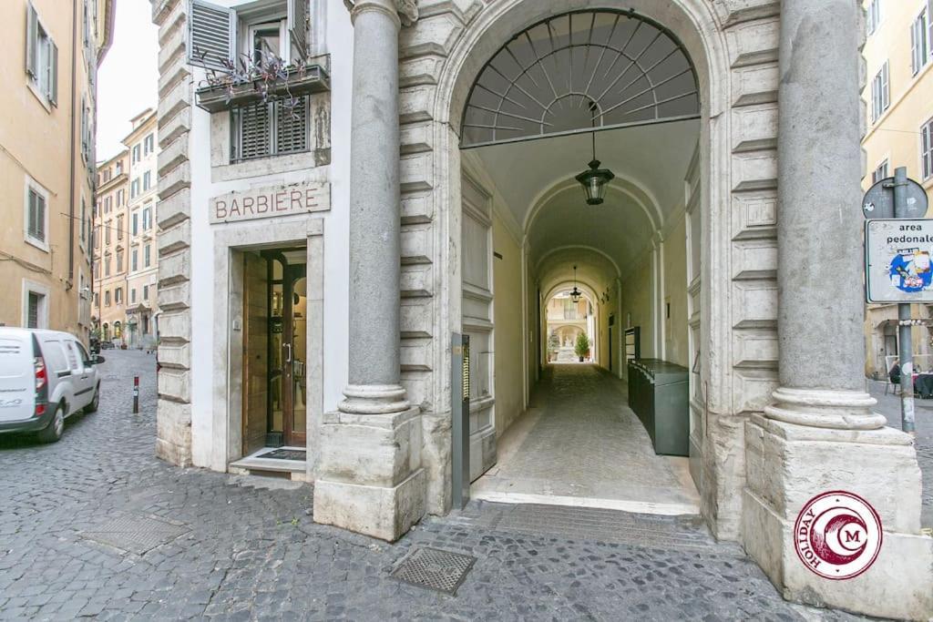 Palazzo Scapucci A Navona *