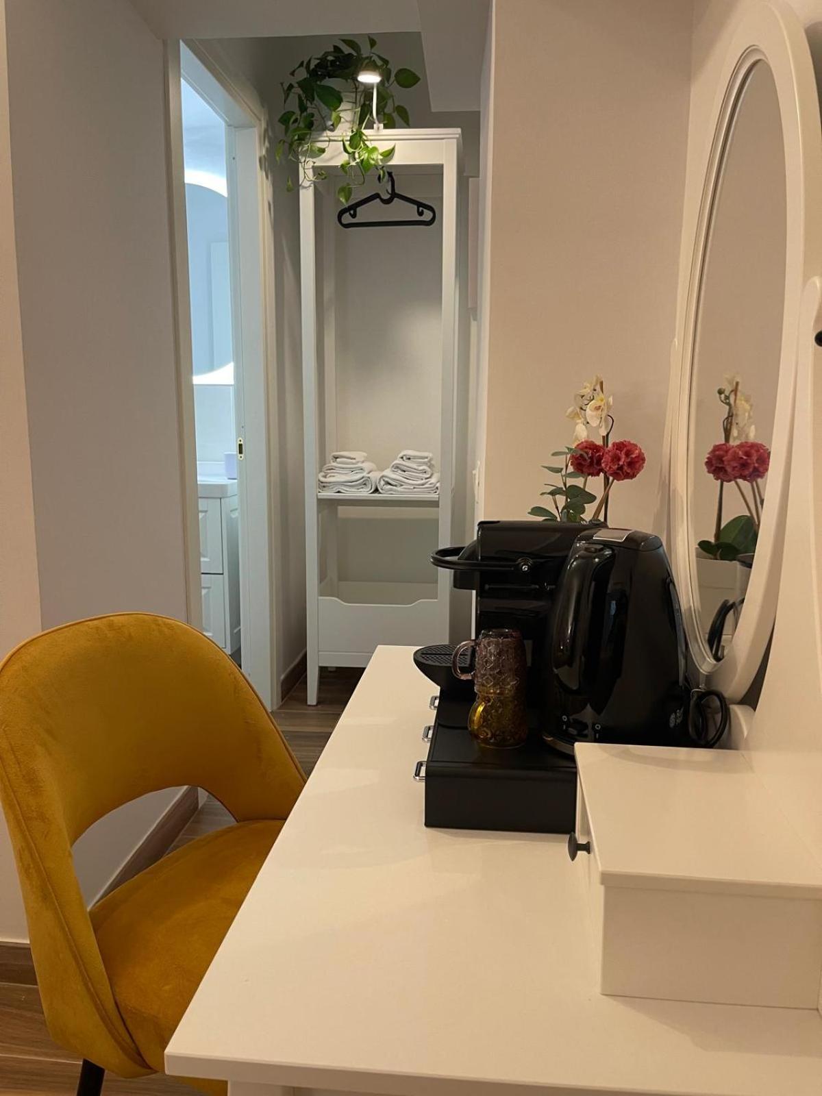 Acomodação com café da manhã  Giorgina Garden&rooms *