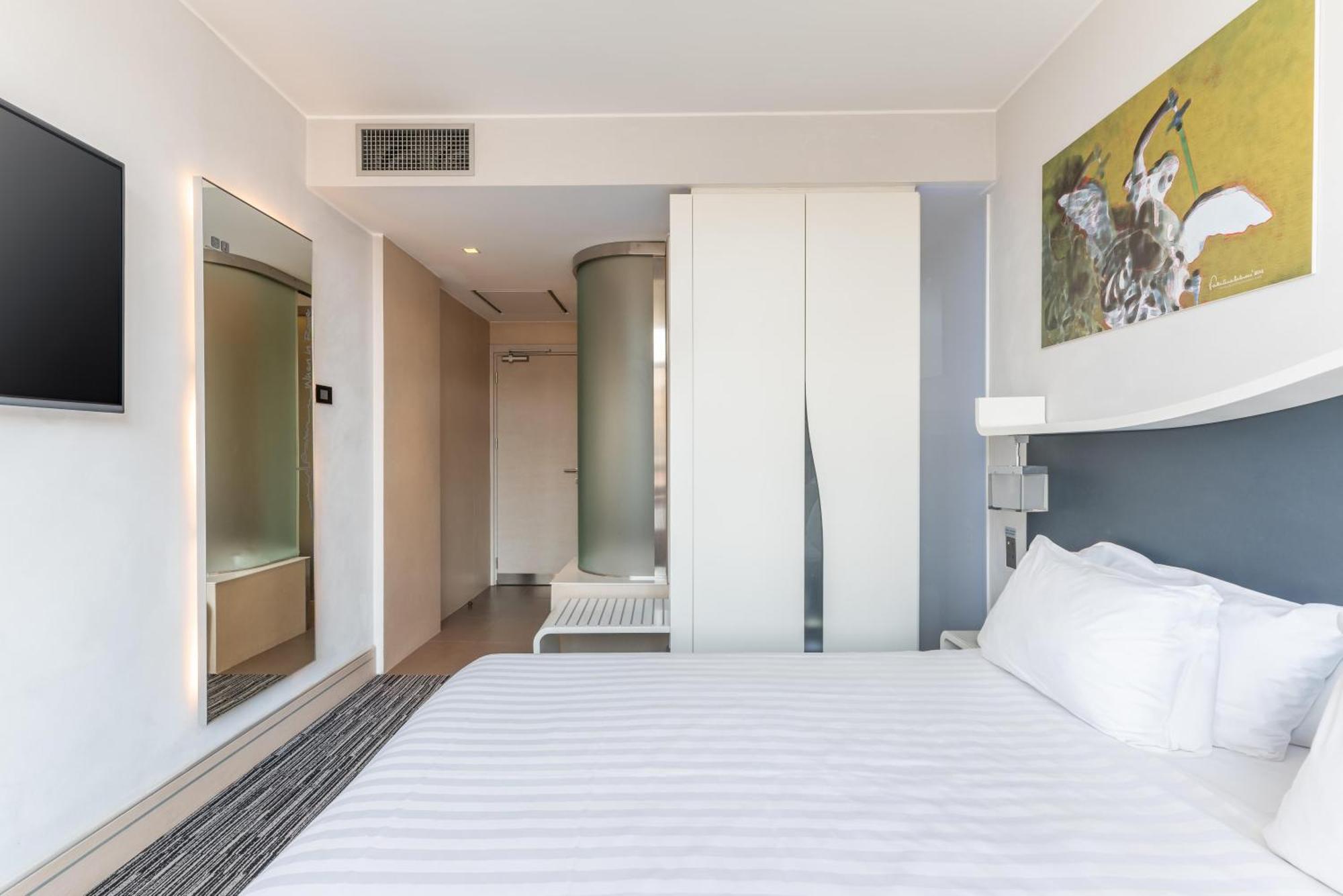 Western Premier Royal Santina 4* Rome
