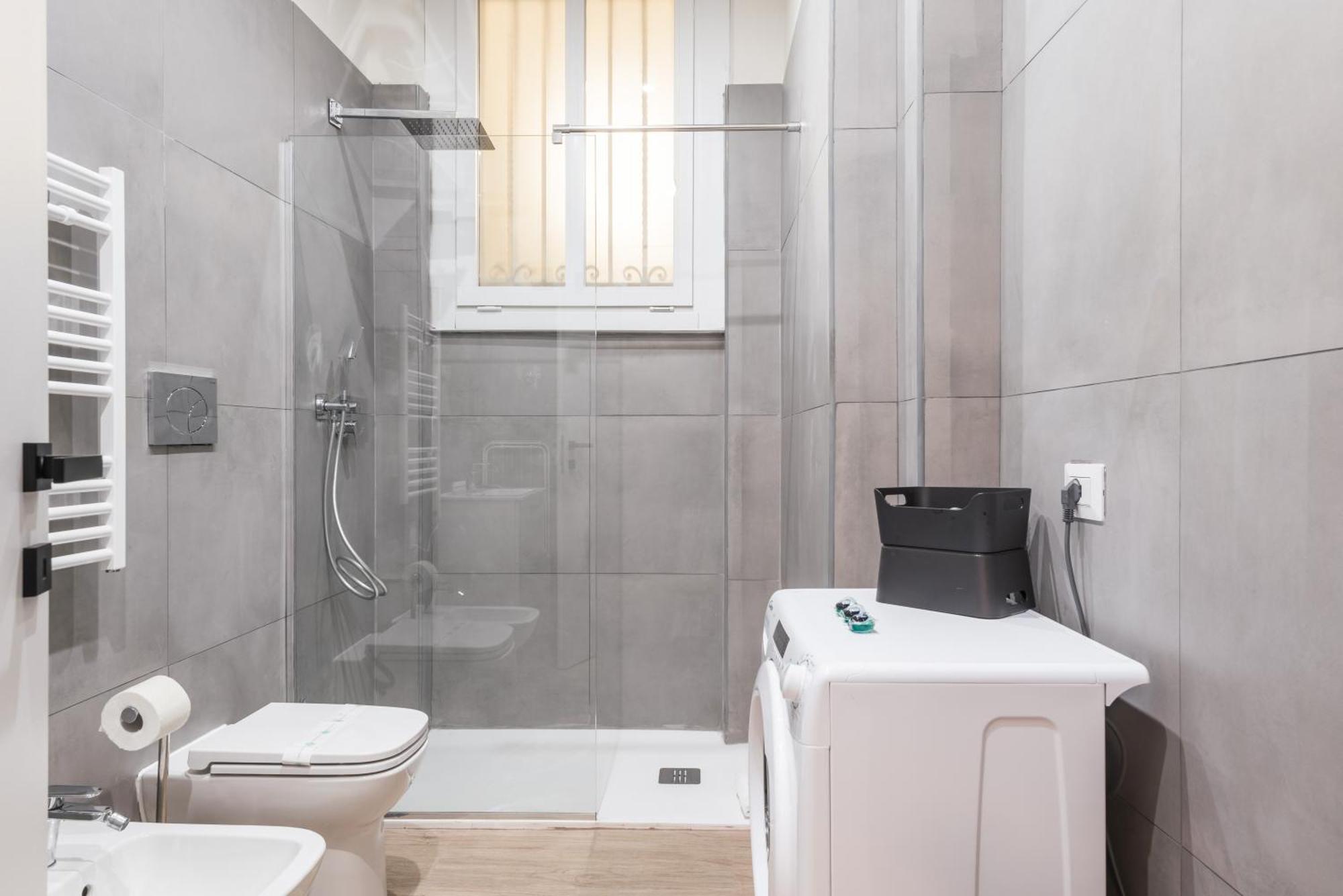 C1 Class Apartments, 2 Delux, Max 6 Persone Distante 15 Minuti A Piedi Da Fontana Di Trevi