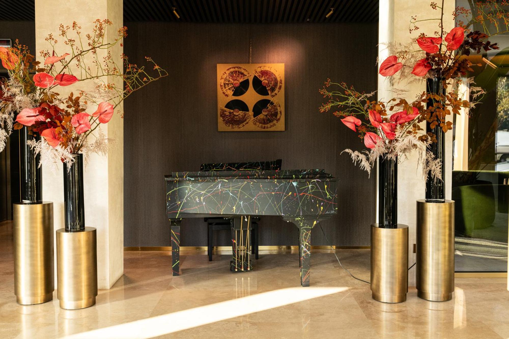 The First Musica - Preferred & Hotel Roma