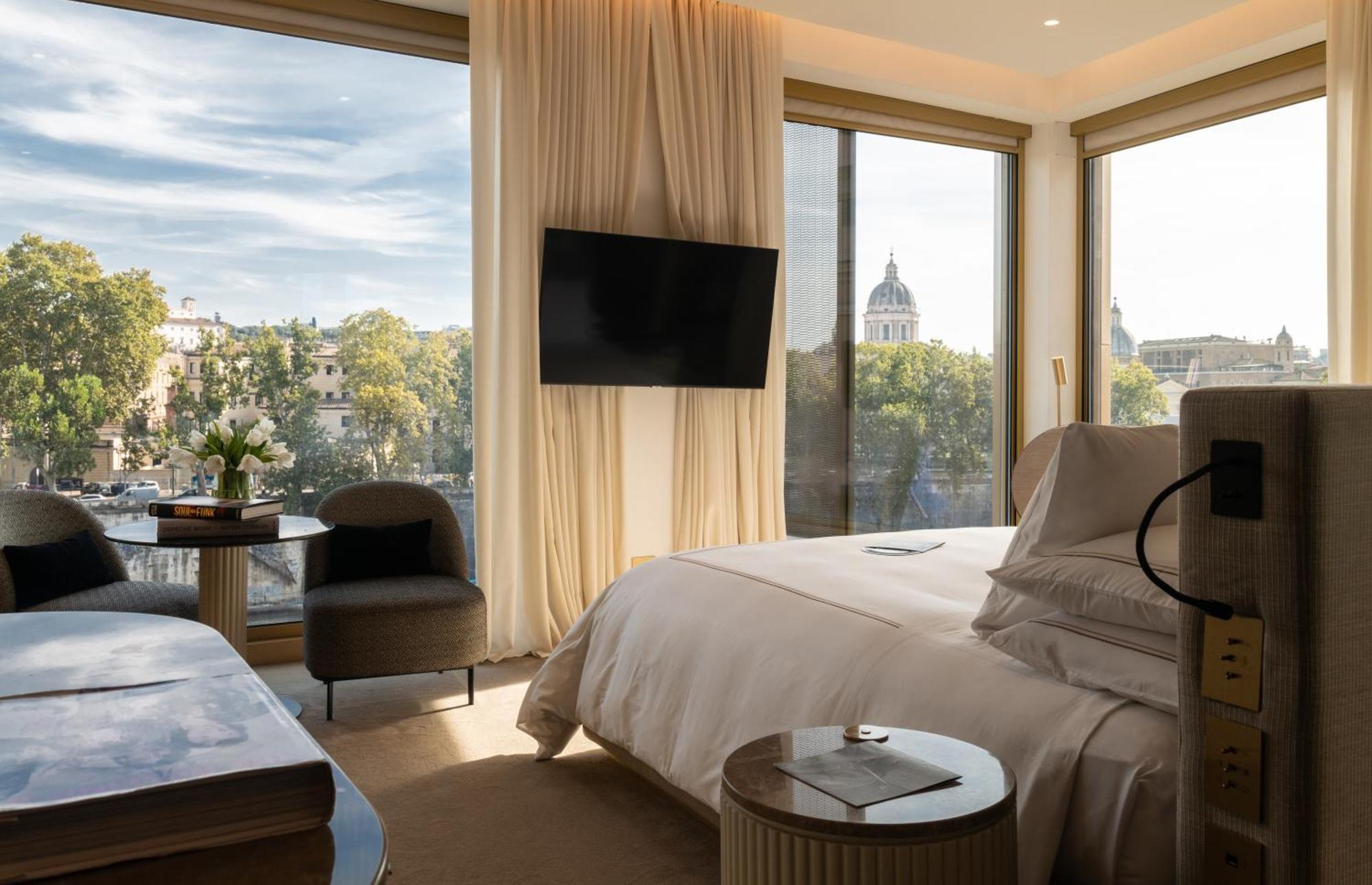 The First Musica - Preferred & Hotel Roma