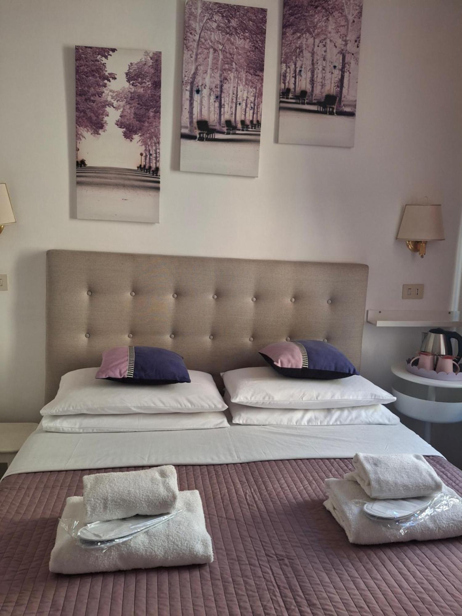 Castelfidardo Hotell 2*