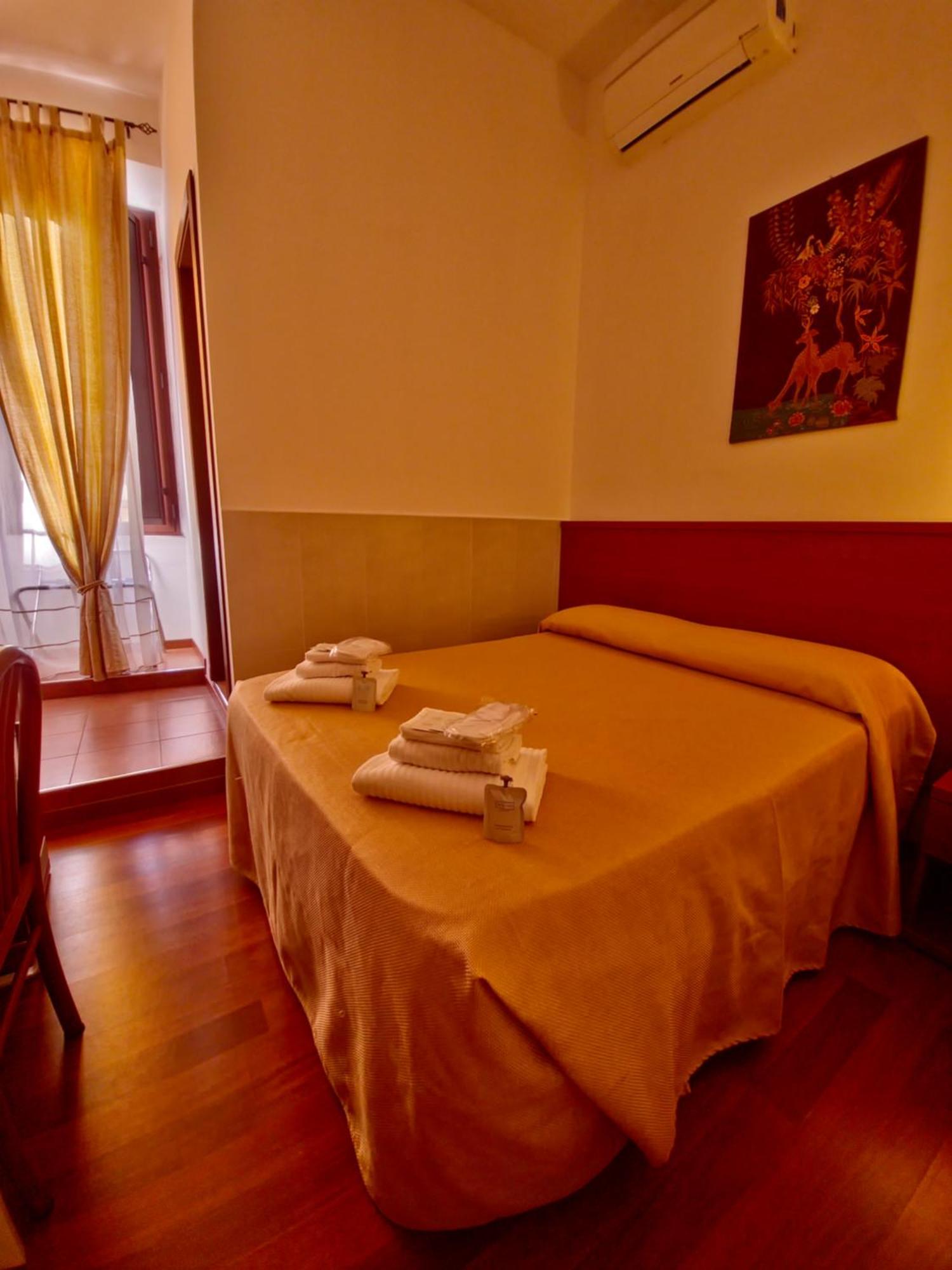 Azzurra Hotel 2*