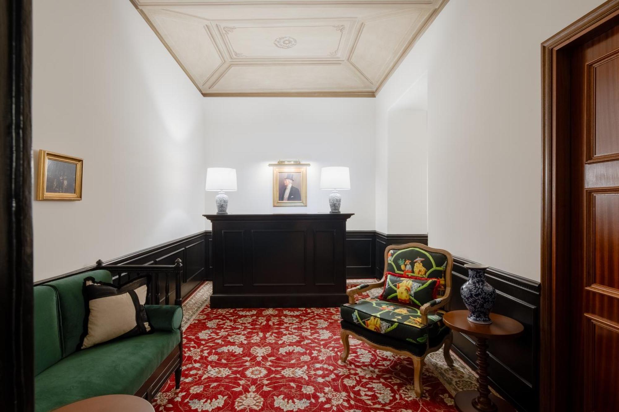 Hotell The Couper Condotti