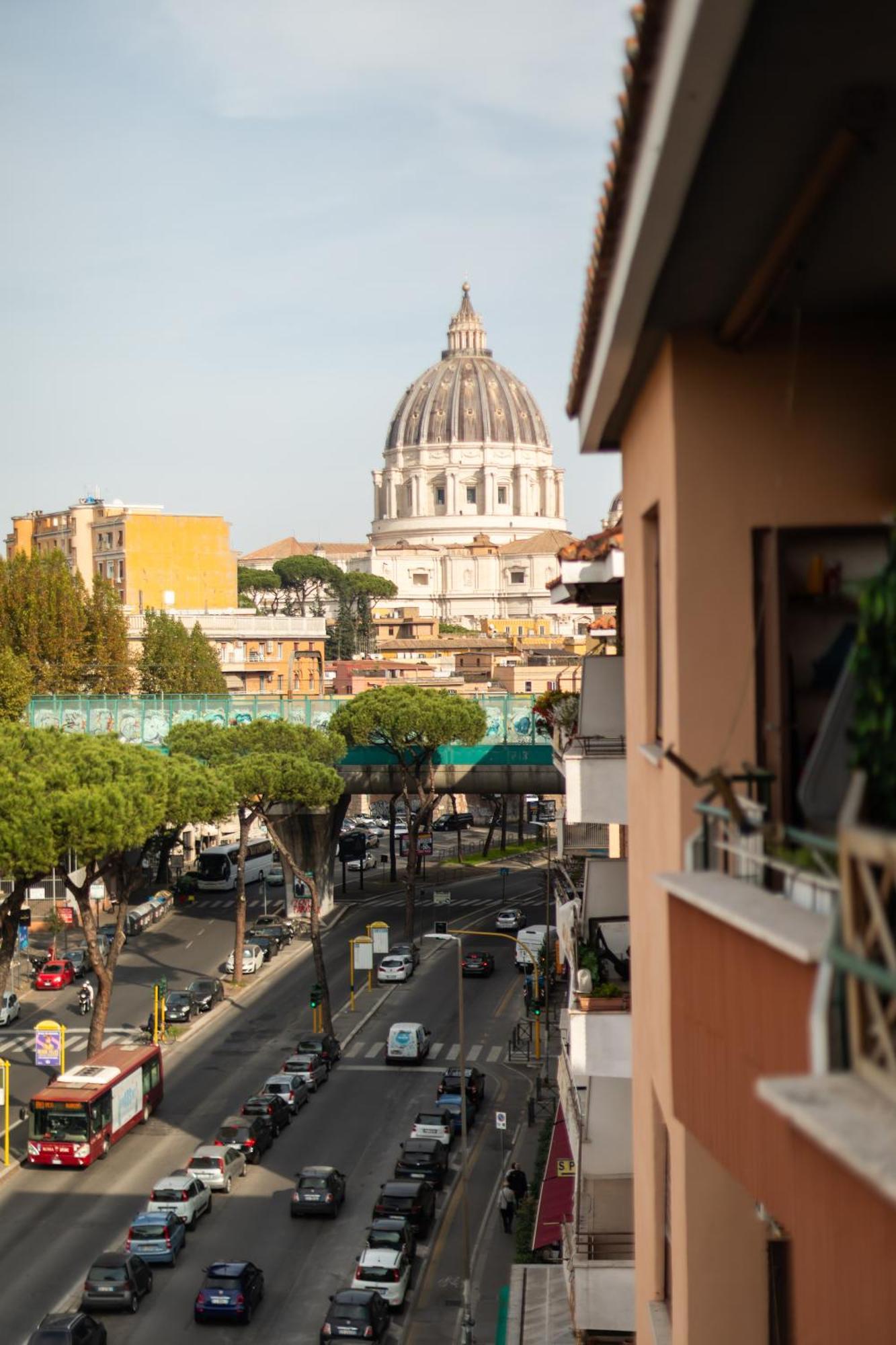 Elegante Stanza Vicino Al Vaticano Appartamento