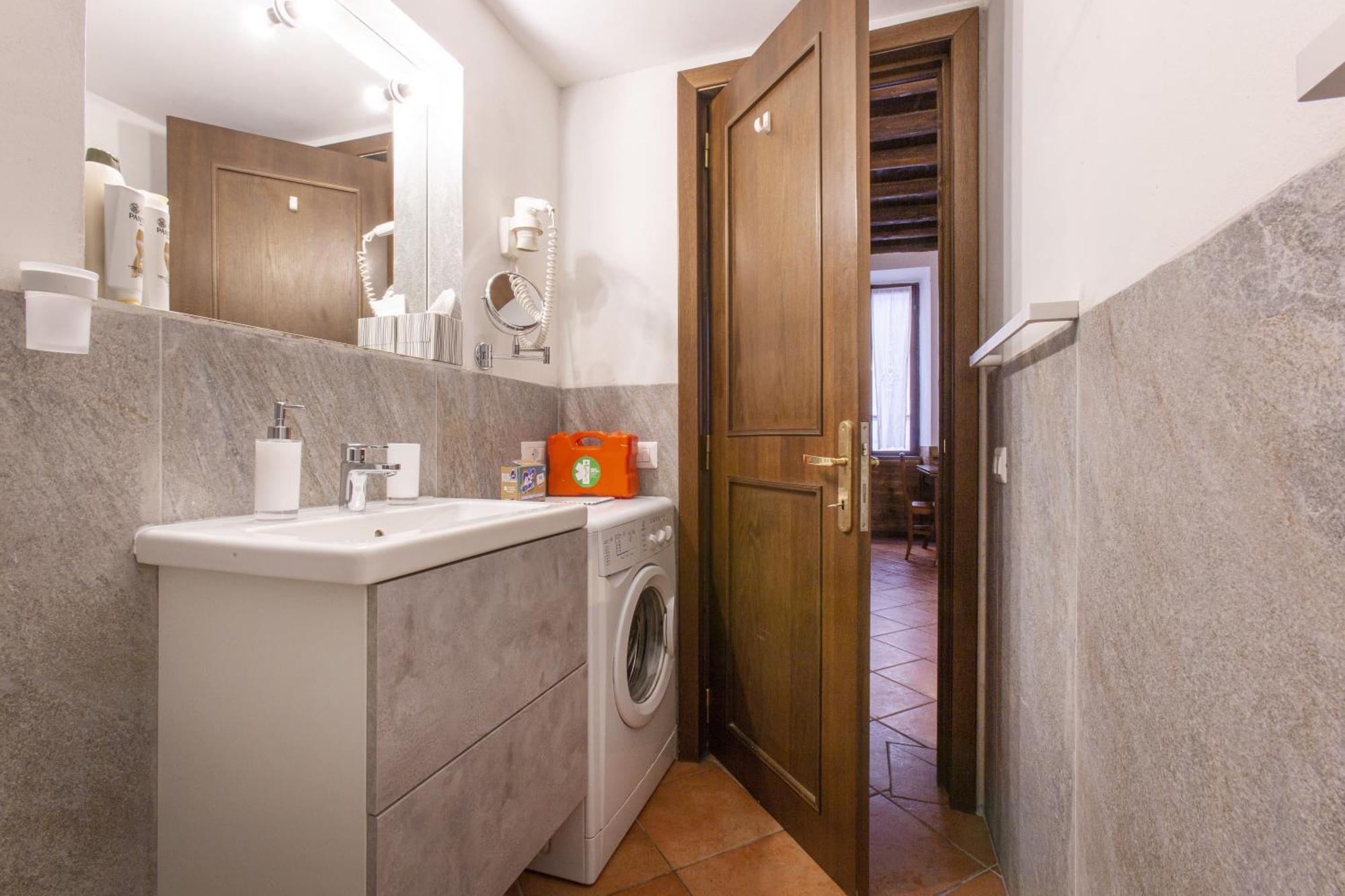 Happy Trastevere In Apartment *