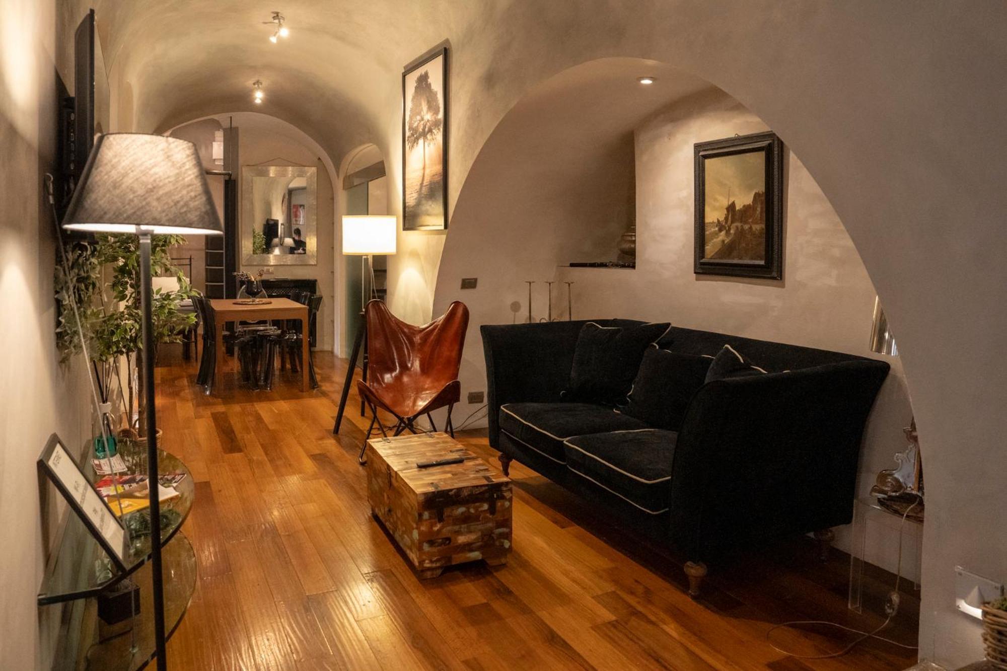Domus Ciancaleoni - Colosseum - Rione Monti Rom