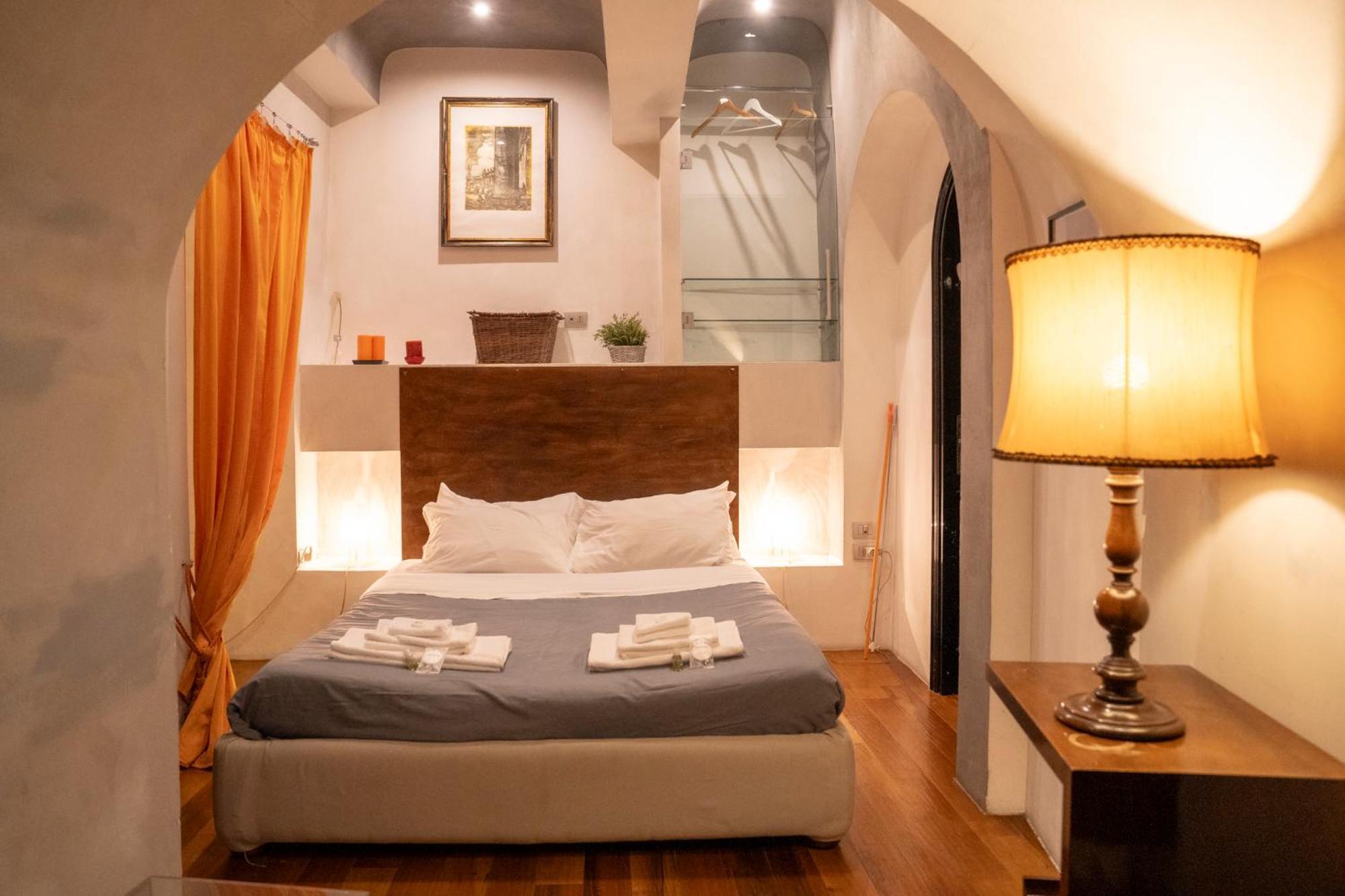 Apartment Domus Ciancaleoni - Colosseum - Rione Monti Rom