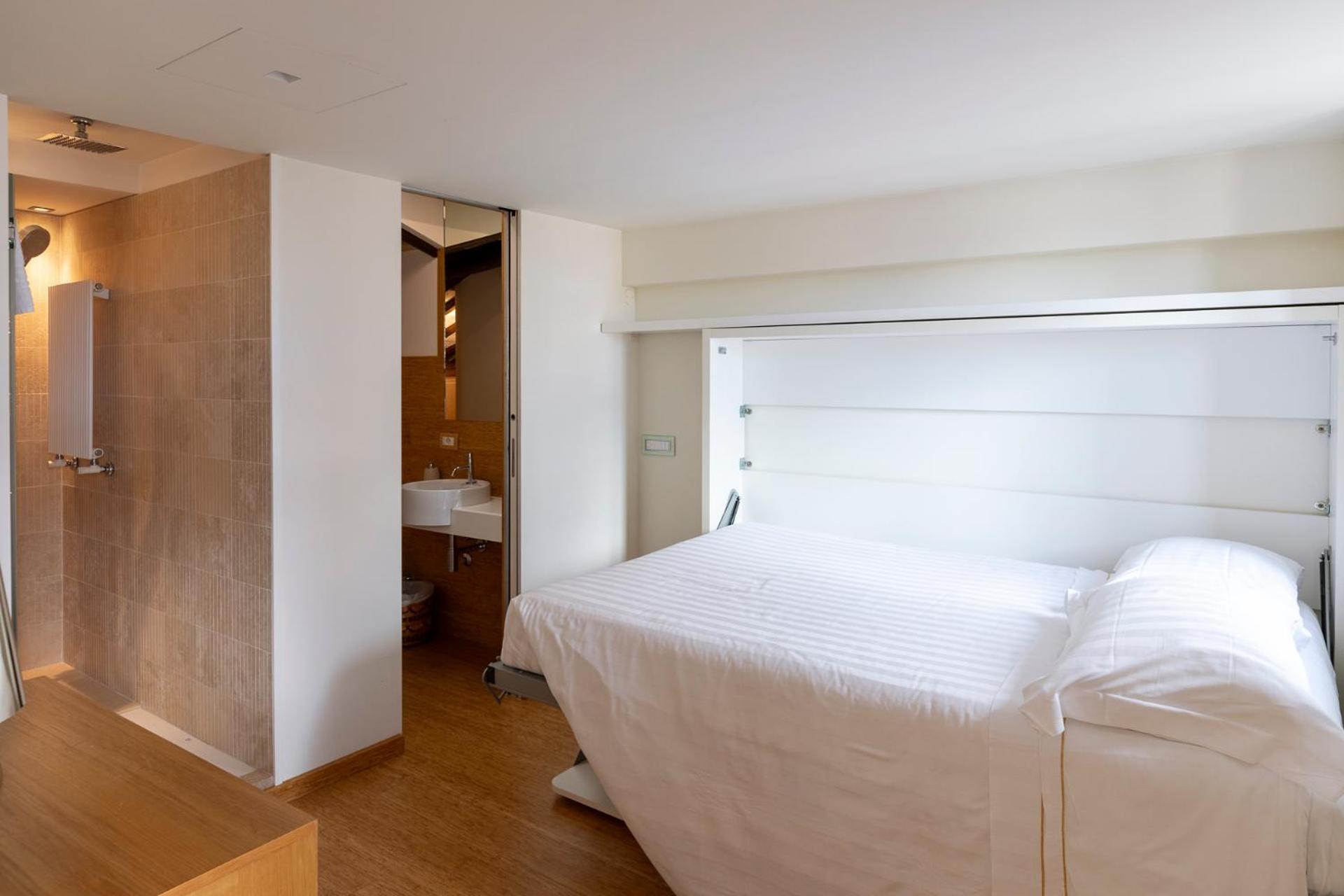 Restart Moro Apartment *