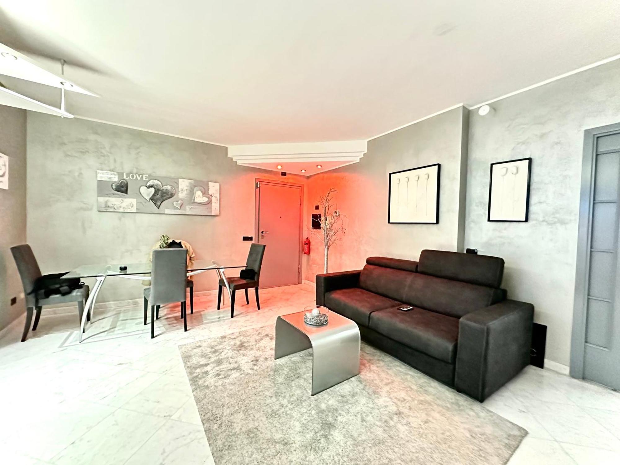 Luxury With And Free Parking Casa vacanze