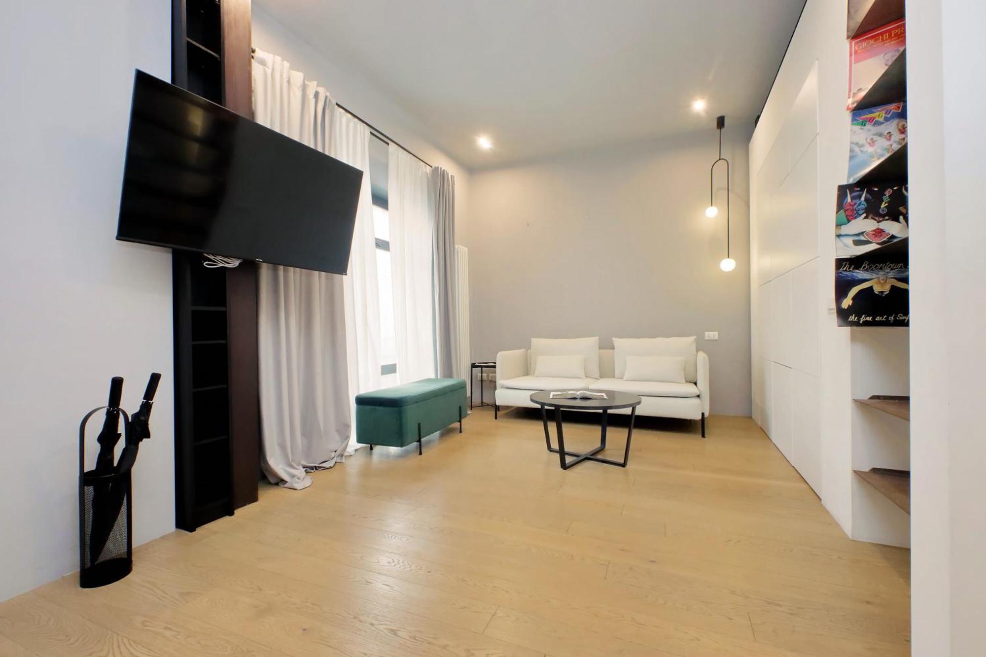 Homely Loft Beltrami 500 Mt From Piramide Appartamento