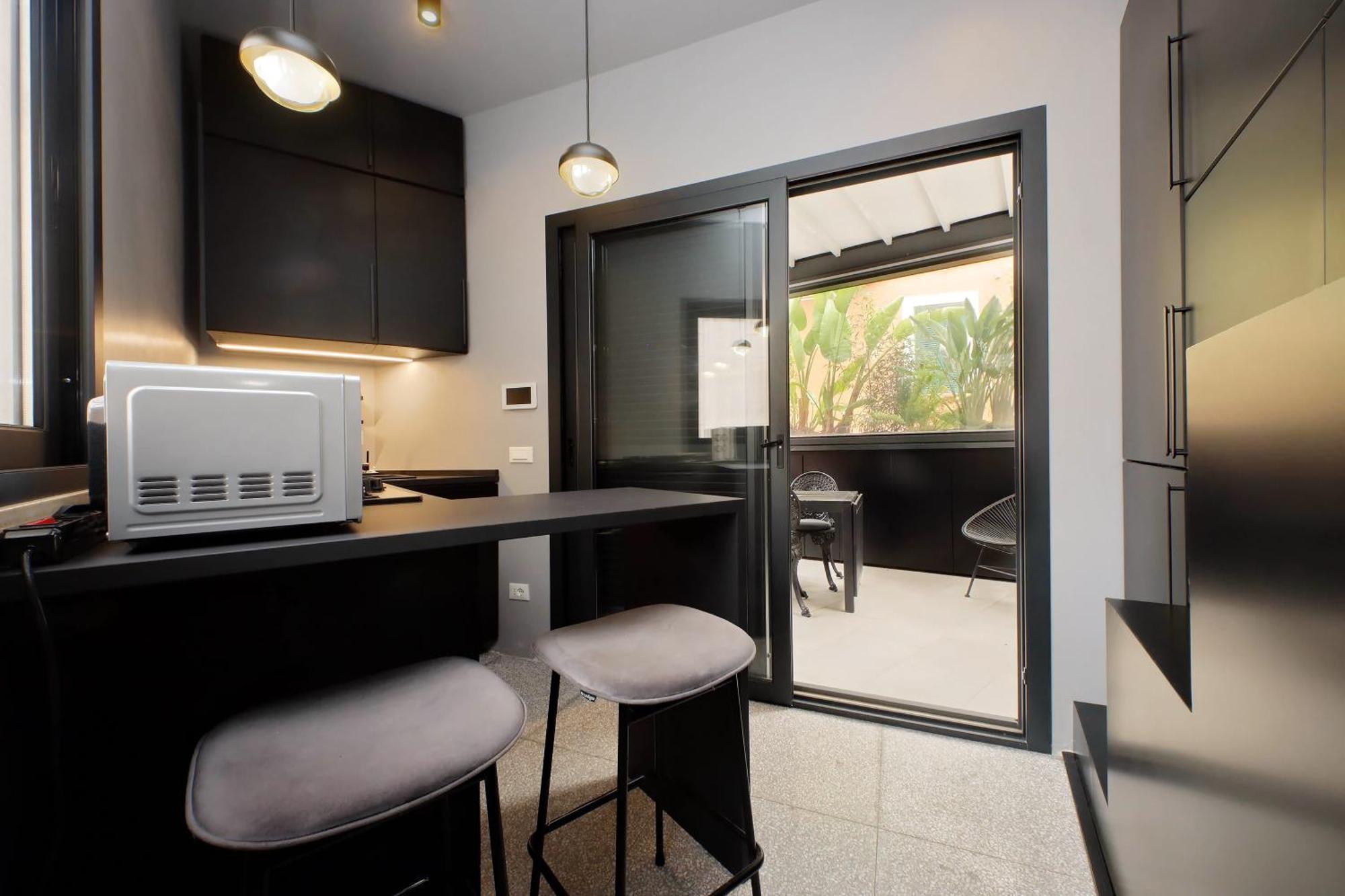 Appartamento Homely Loft Beltrami 500 Mt From Piramide *