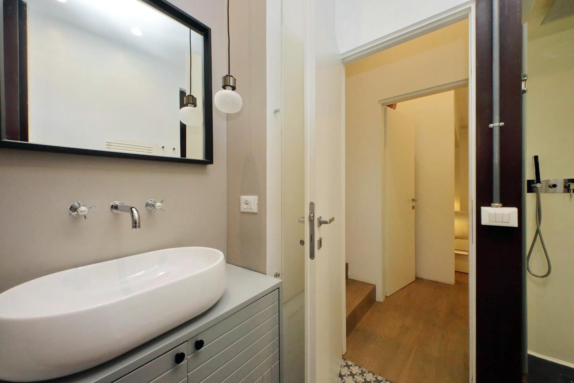 Appartamento Homely Loft Beltrami 500 Mt From Piramide