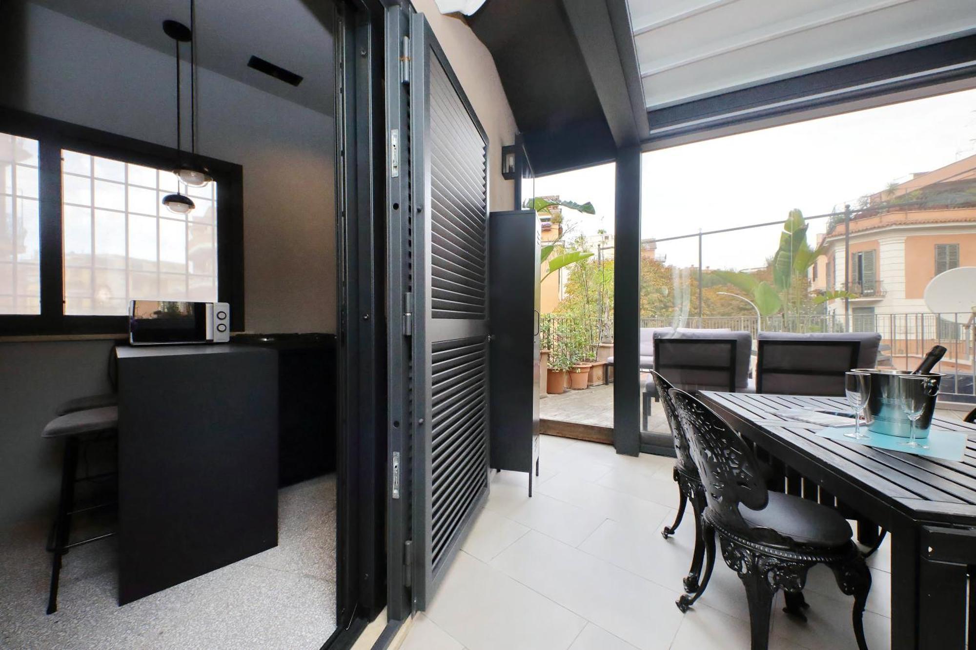 Homely Loft Beltrami 500 Mt From Piramide Appartamento *
