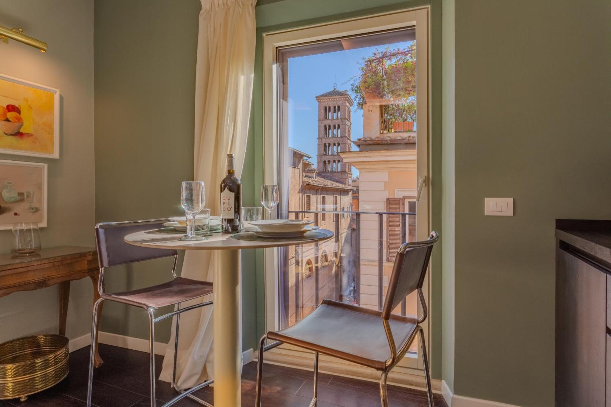 Leilighet Chic Spanish Steps Retreat