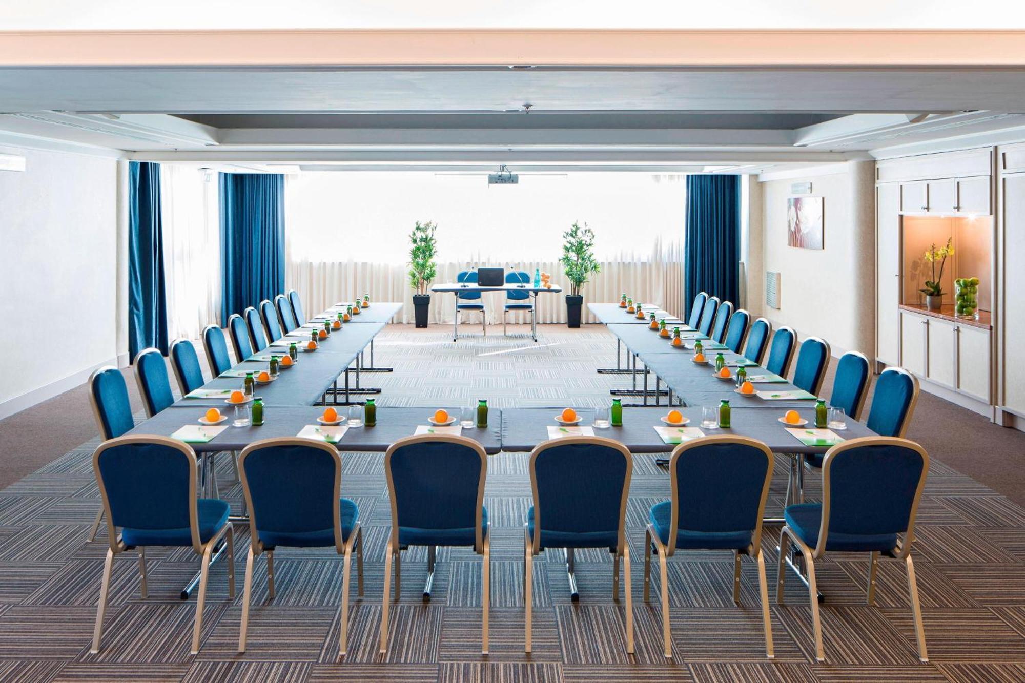 Hotel Courtyard By Marriott Park