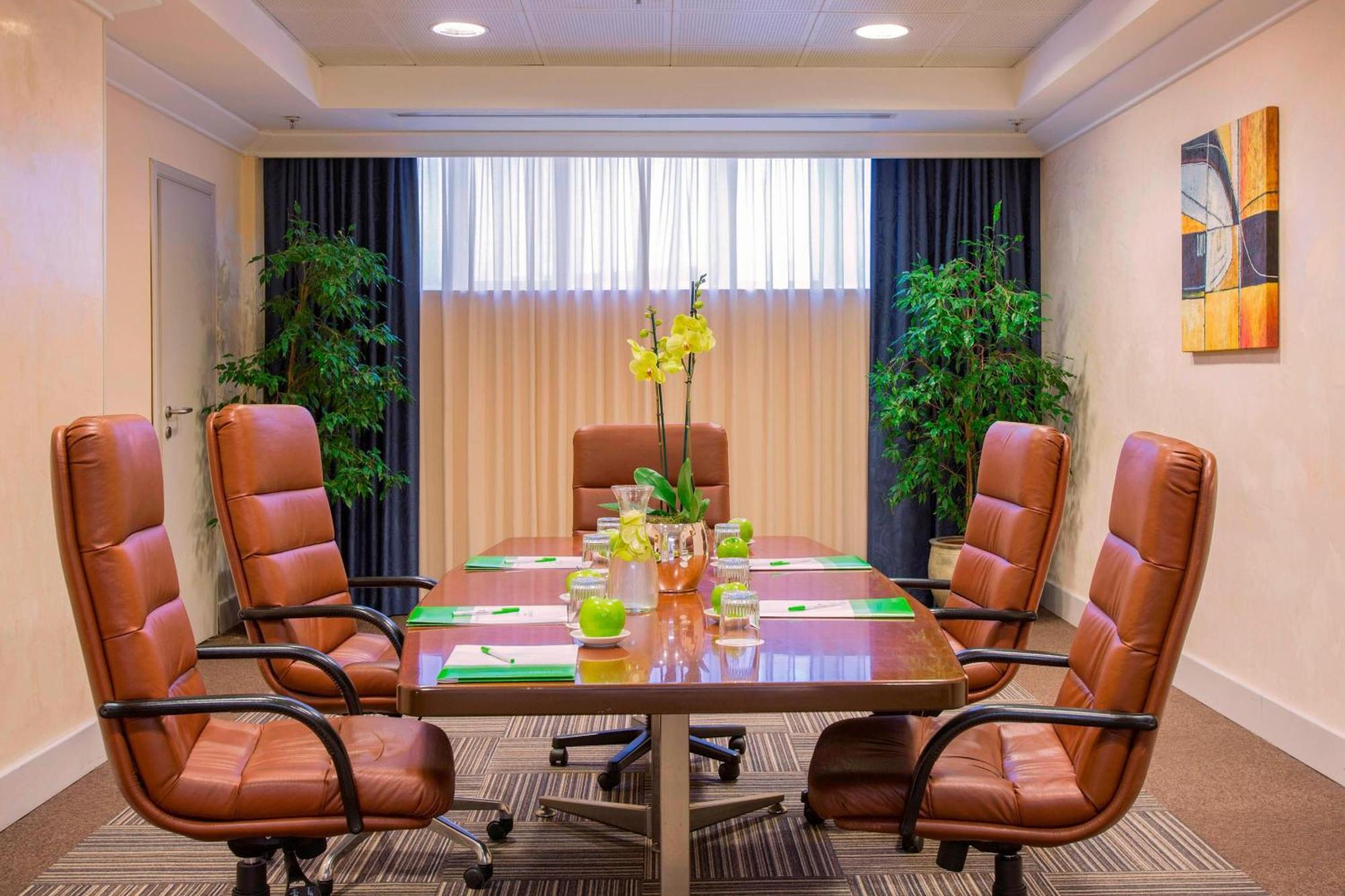 Hotel Courtyard By Marriott Park 4*