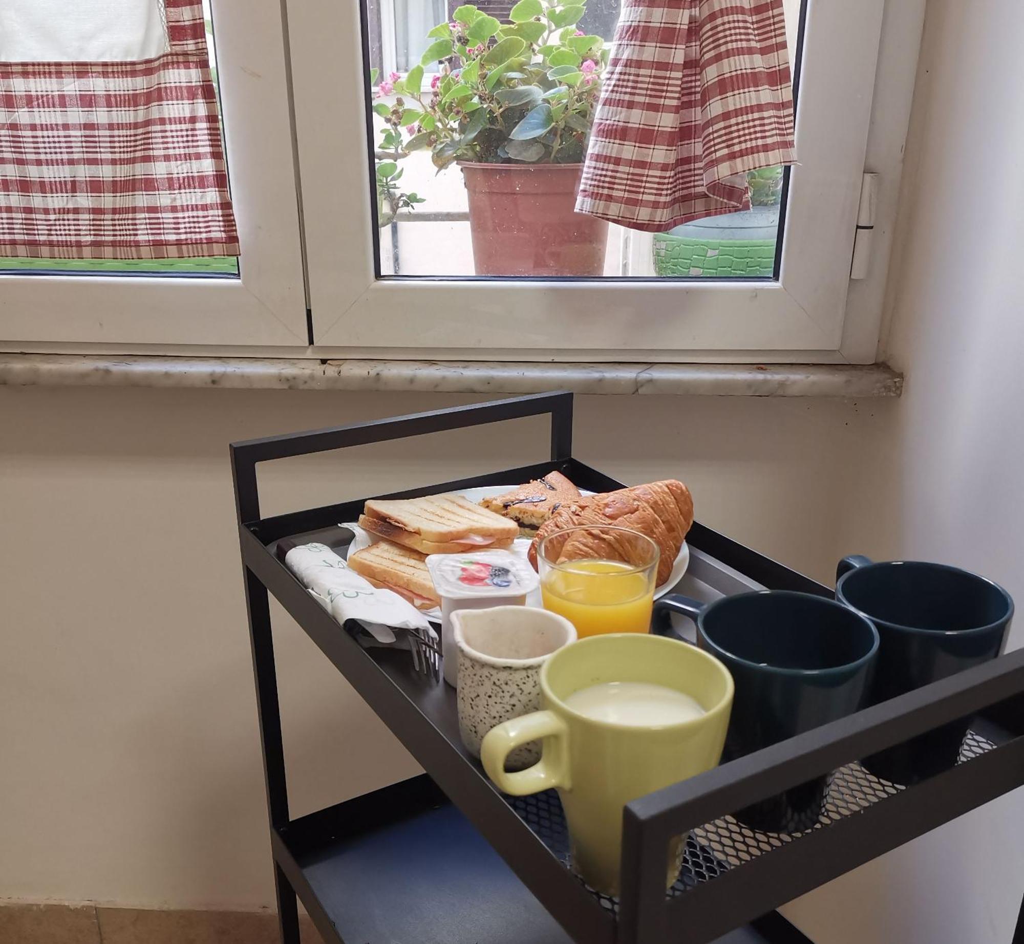 Bed and breakfast 103