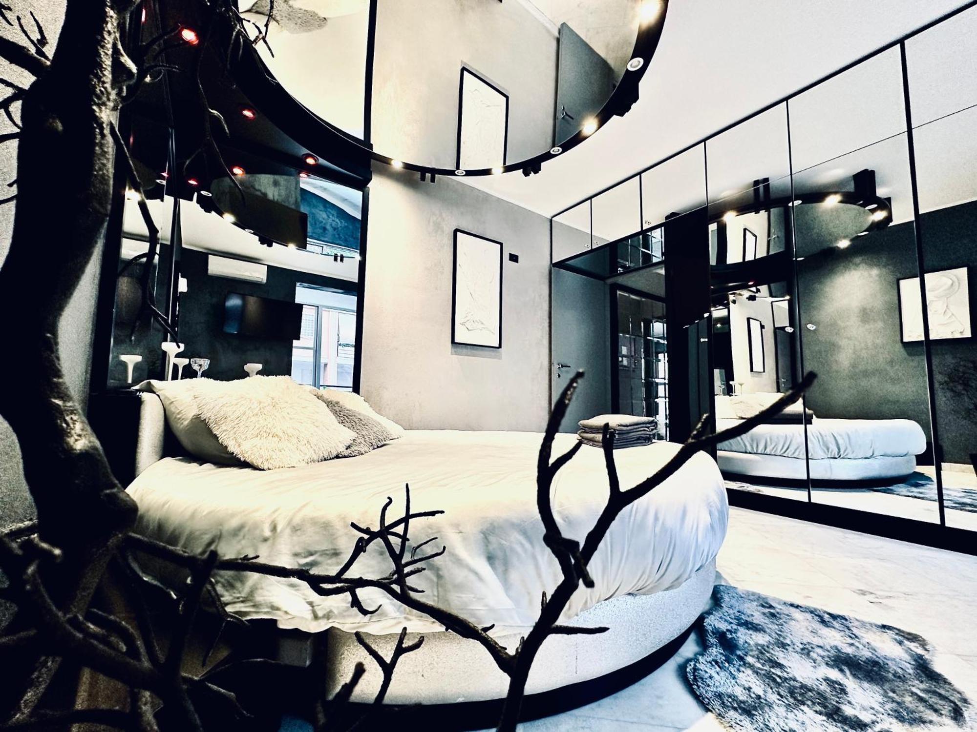 Luxury With And Free Parking