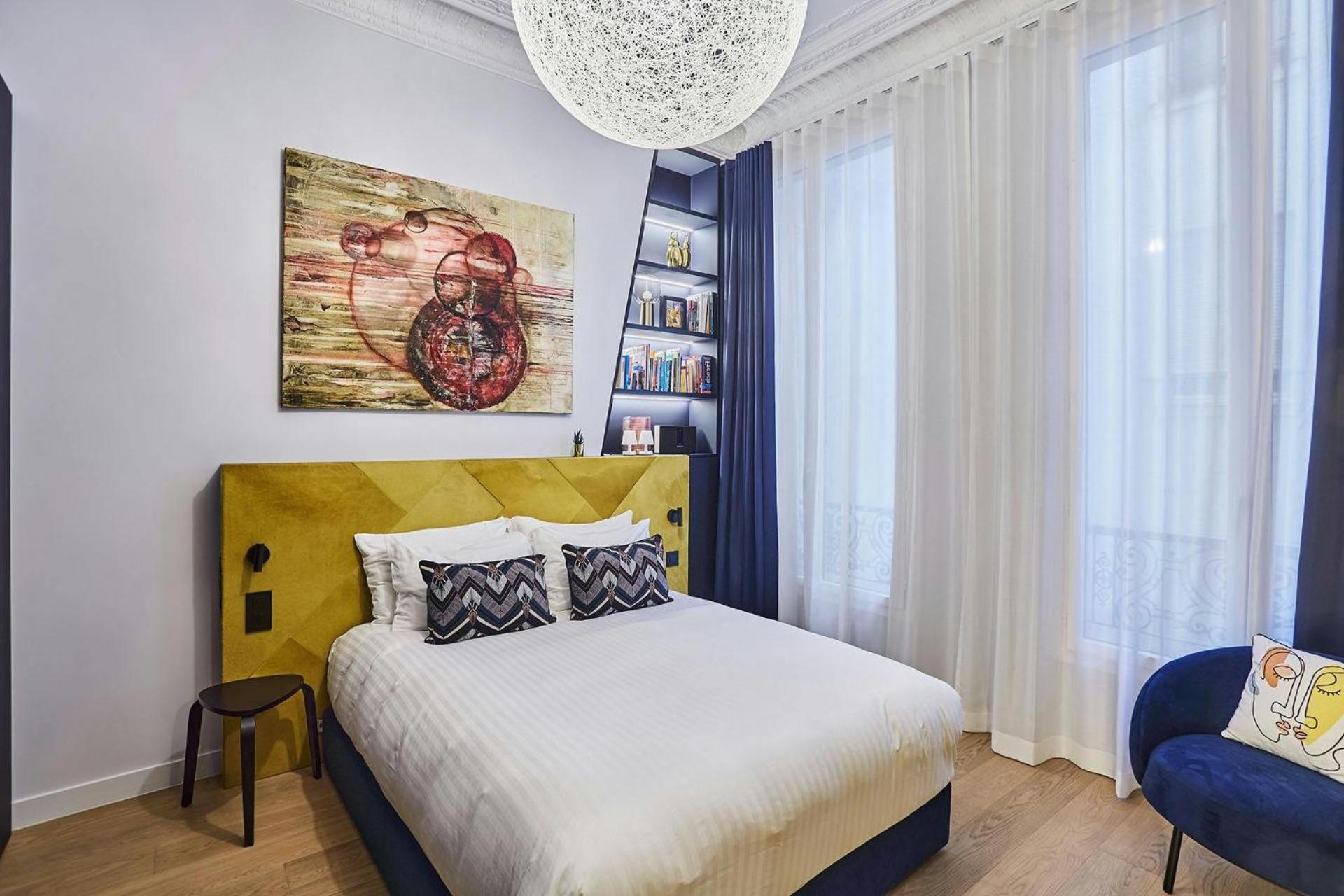 Saffron Rainbow Apartment
