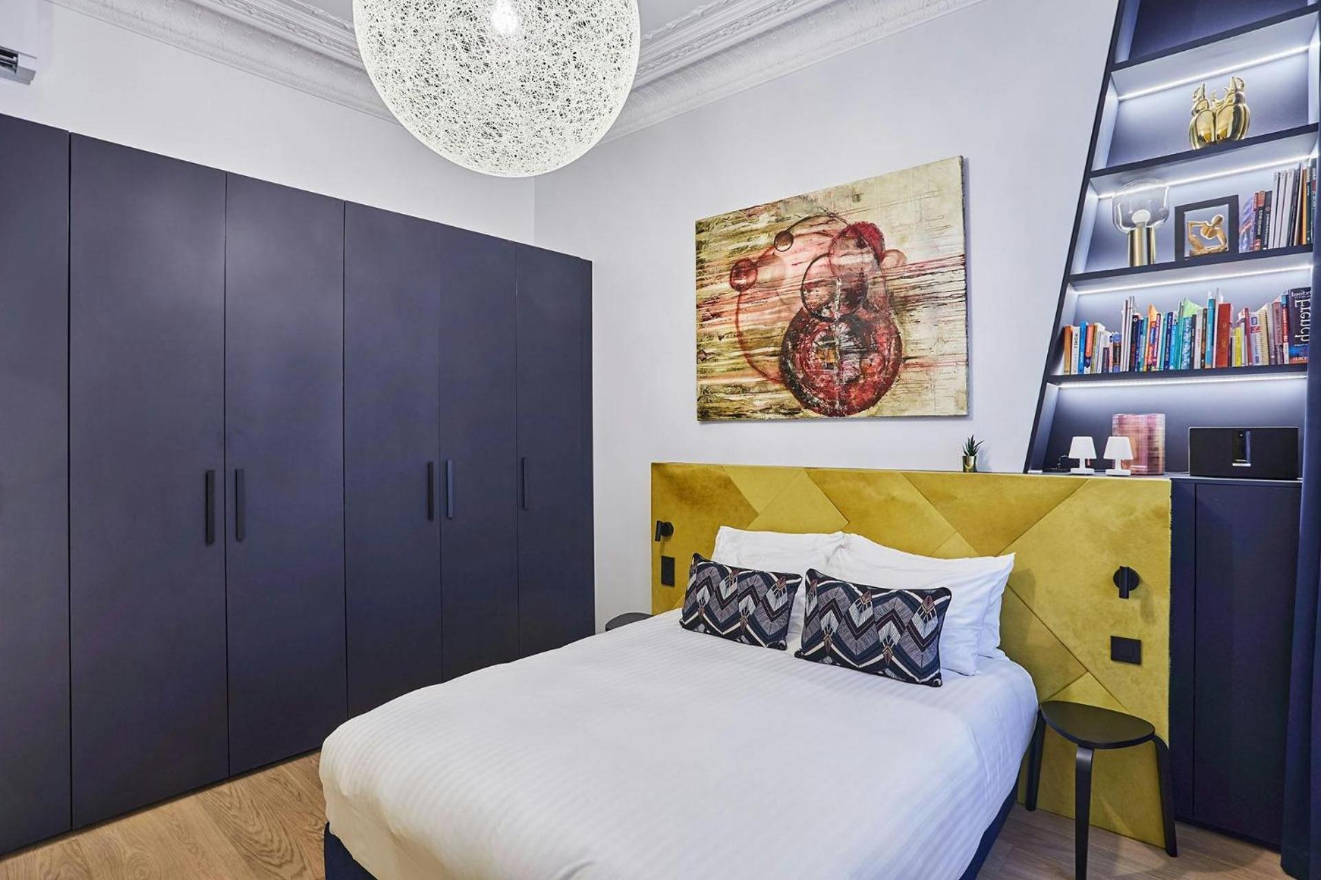 Saffron Rainbow Apartment
