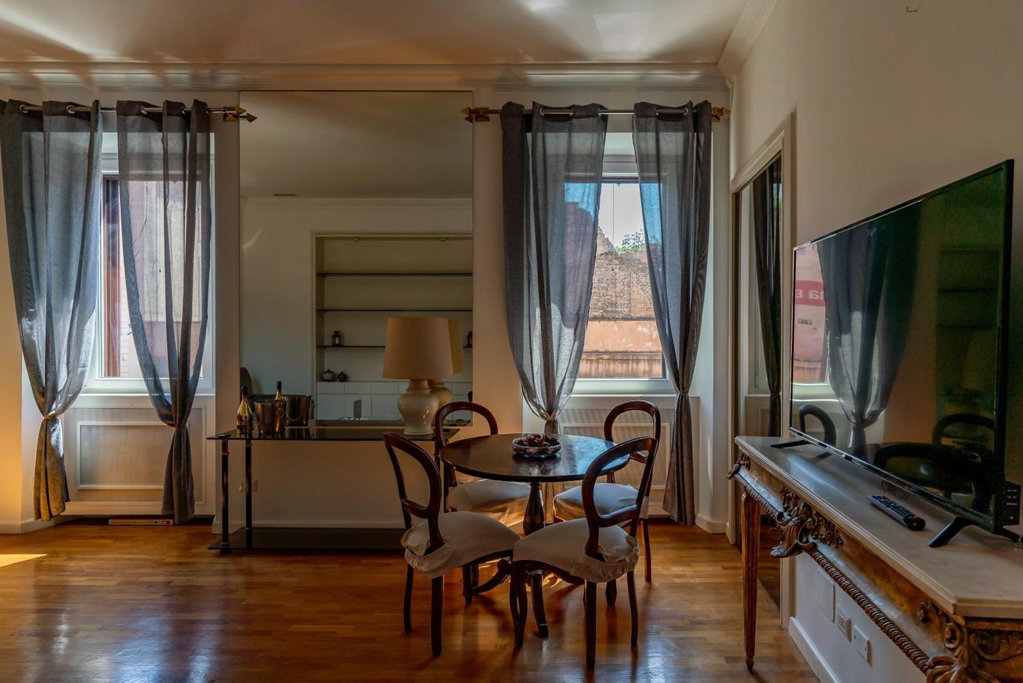 Casa Crispi 33 * Rome