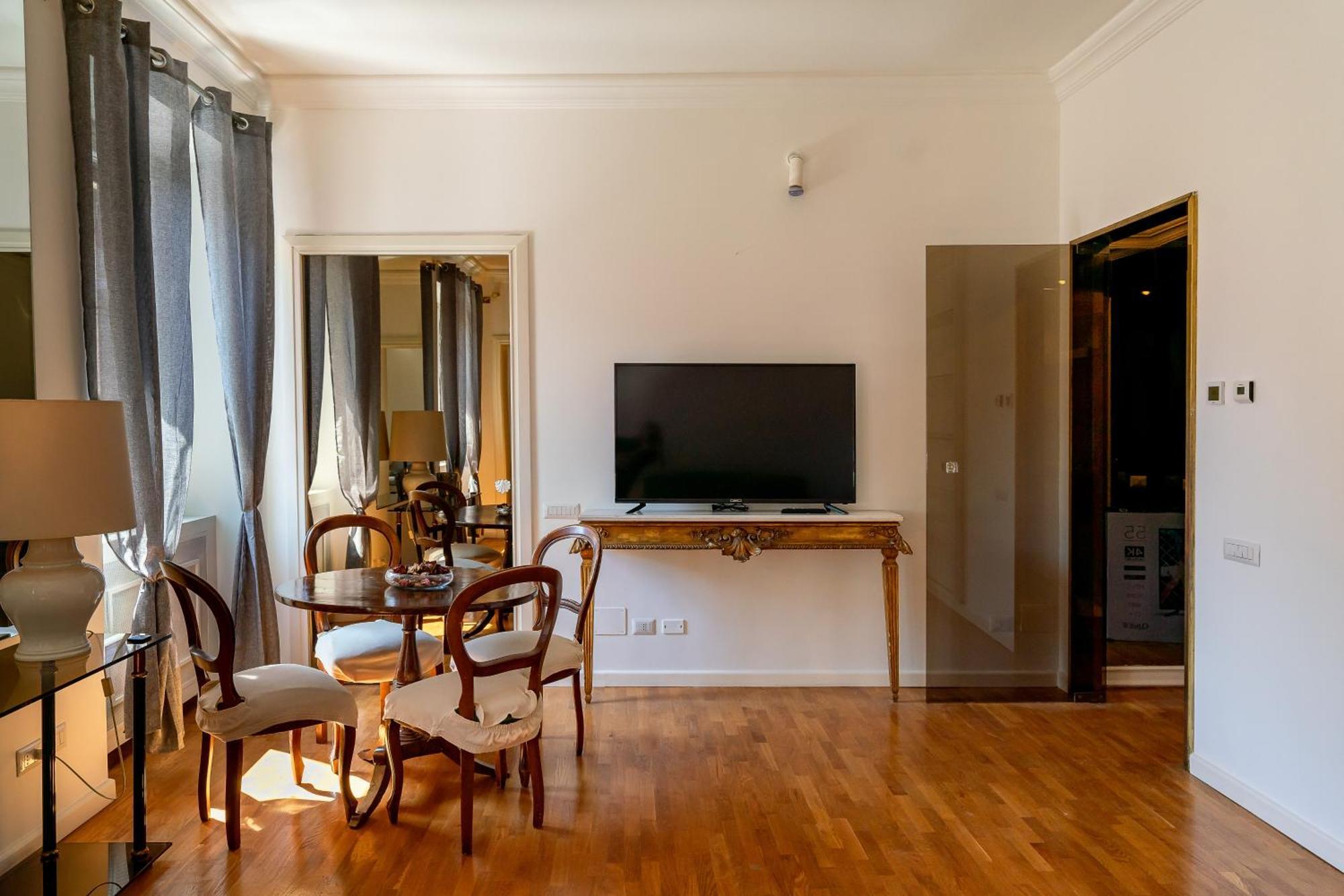 Casa Crispi 33 * Rome