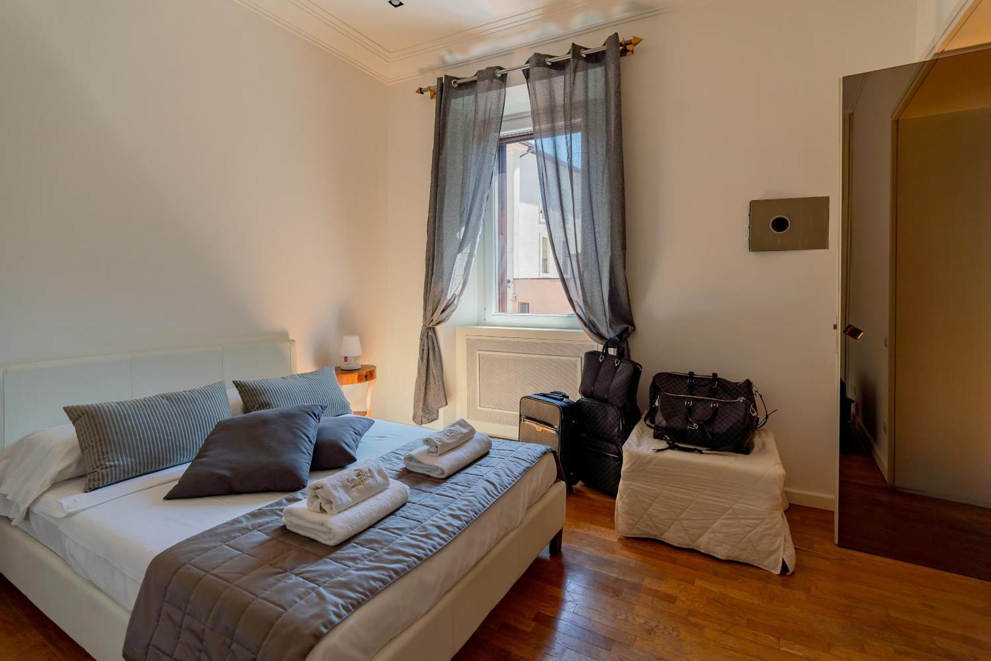 Holiday home Casa Crispi 33