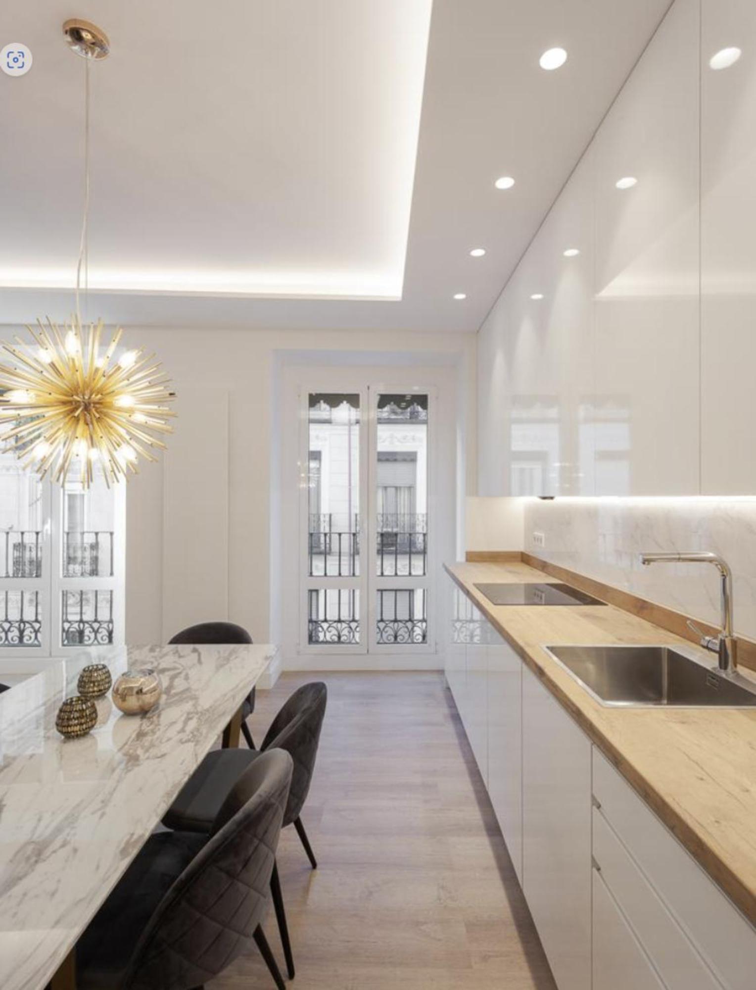 Elegant Retreat In City Center Apartamento *
