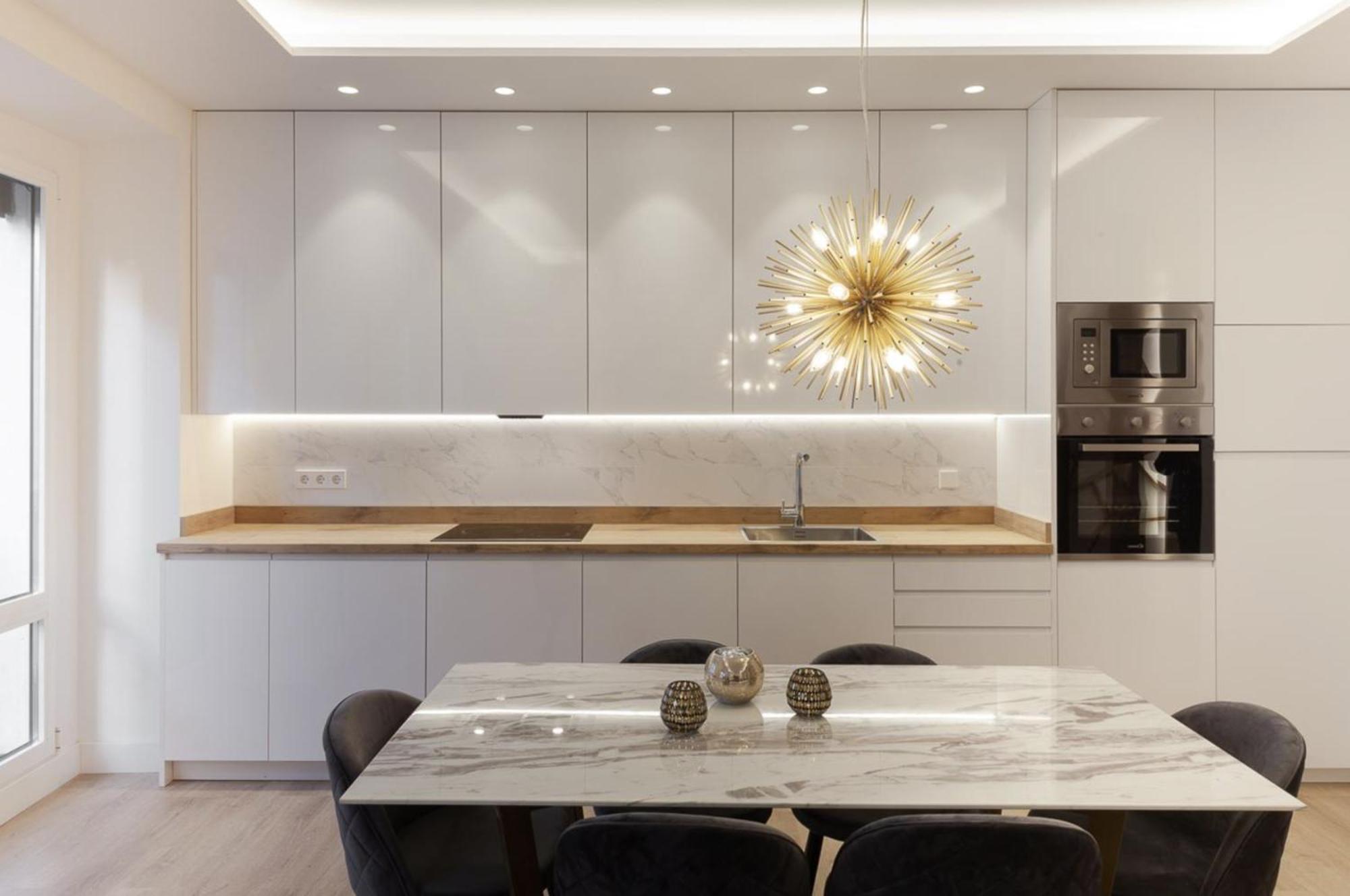 Elegant Retreat In City Center Apartamento *