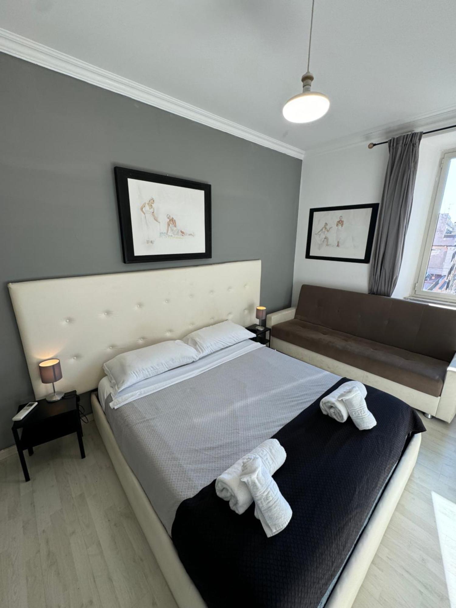 A Fontana Apartment Rom
