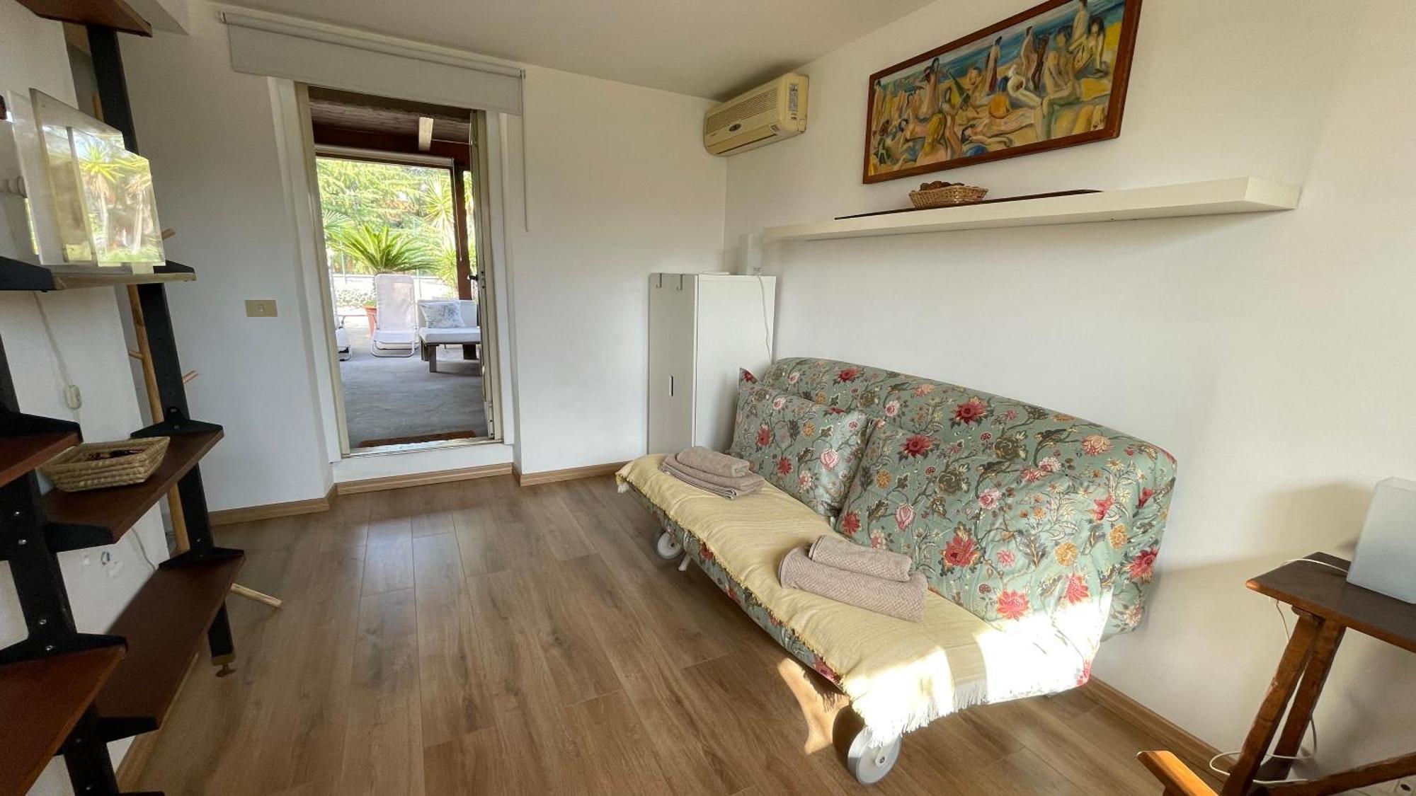 Apartamento Mansarda Monolocale In Roof Garden *