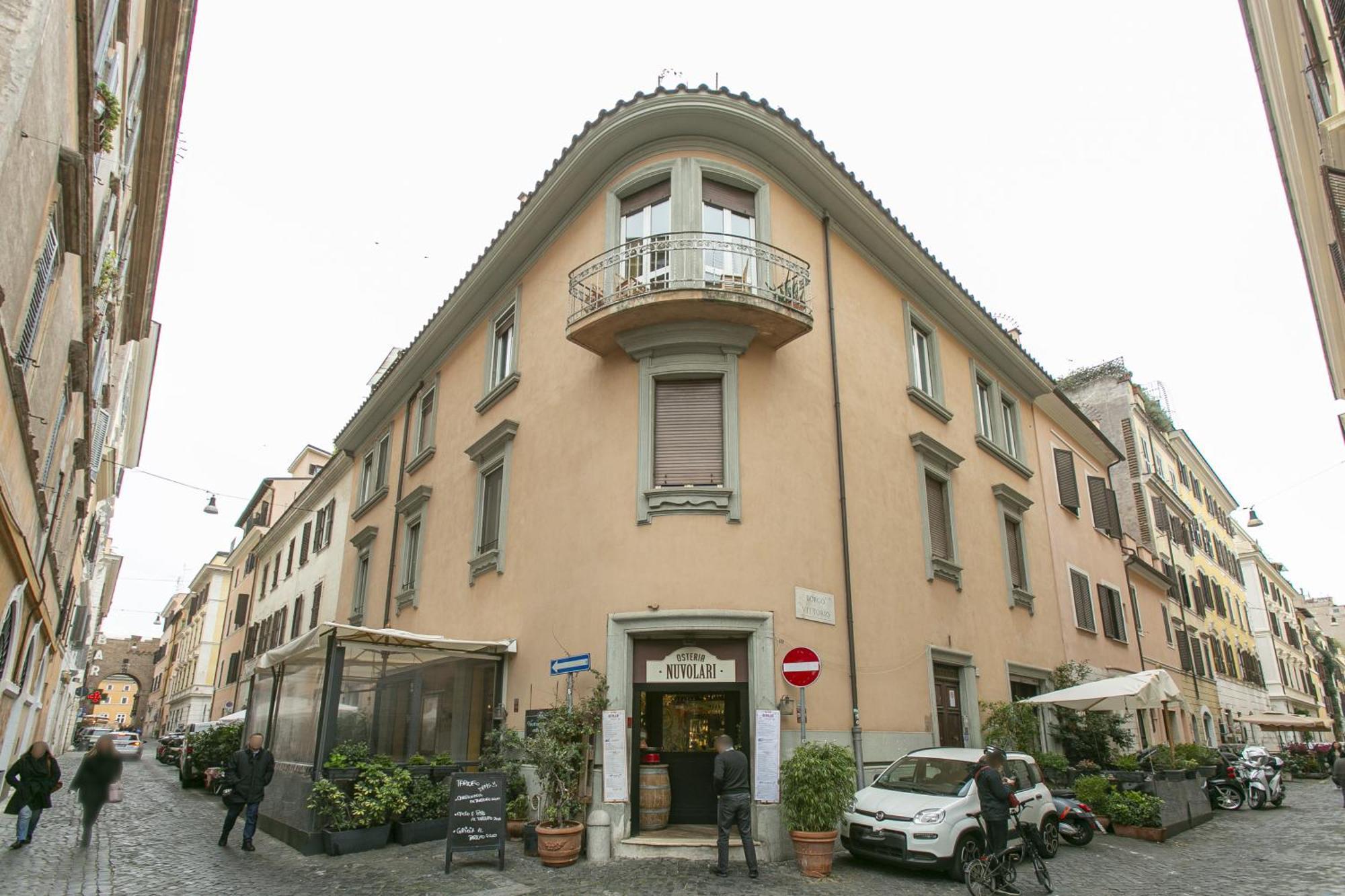 Borgo Vittorio 20 Vatican