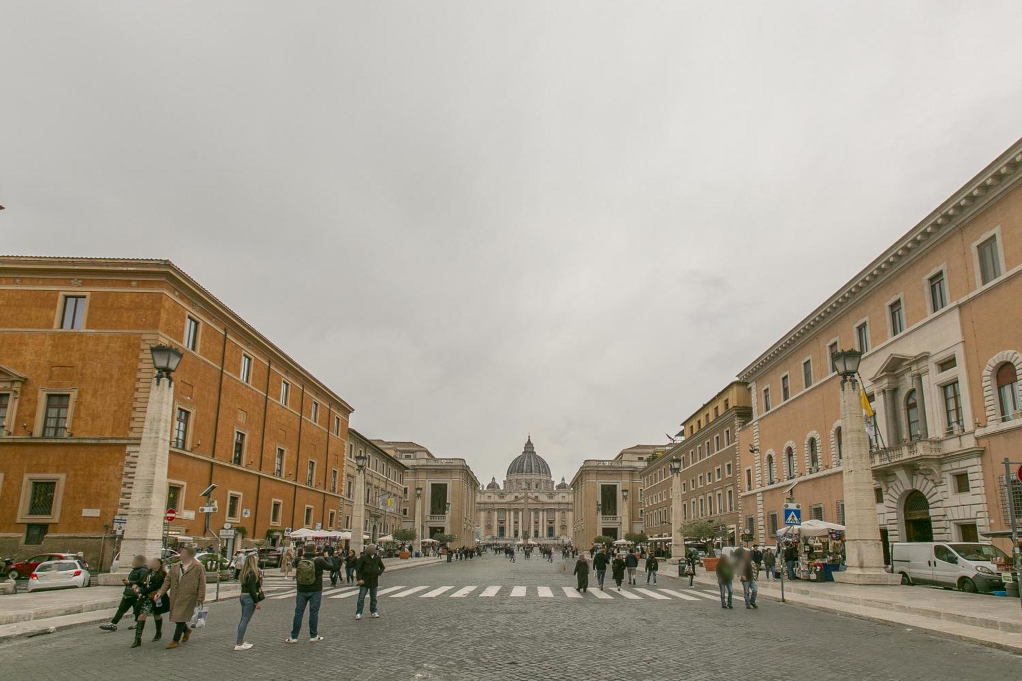 Borgo Vittorio 20 Vatican * Rome