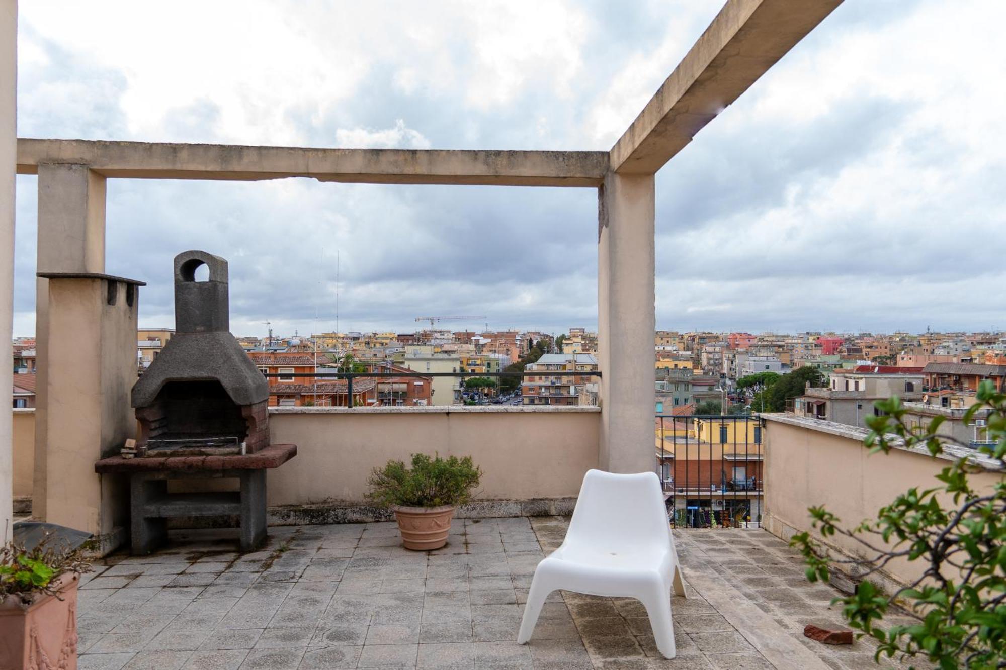 Stanza Con Bagno Privato In Attico Alloggio in famiglia Roma