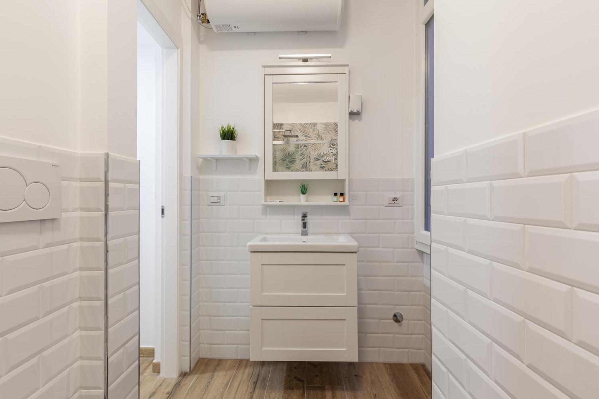 Hostly-the Porta Pia Suite-rome Centre With Charme Roma