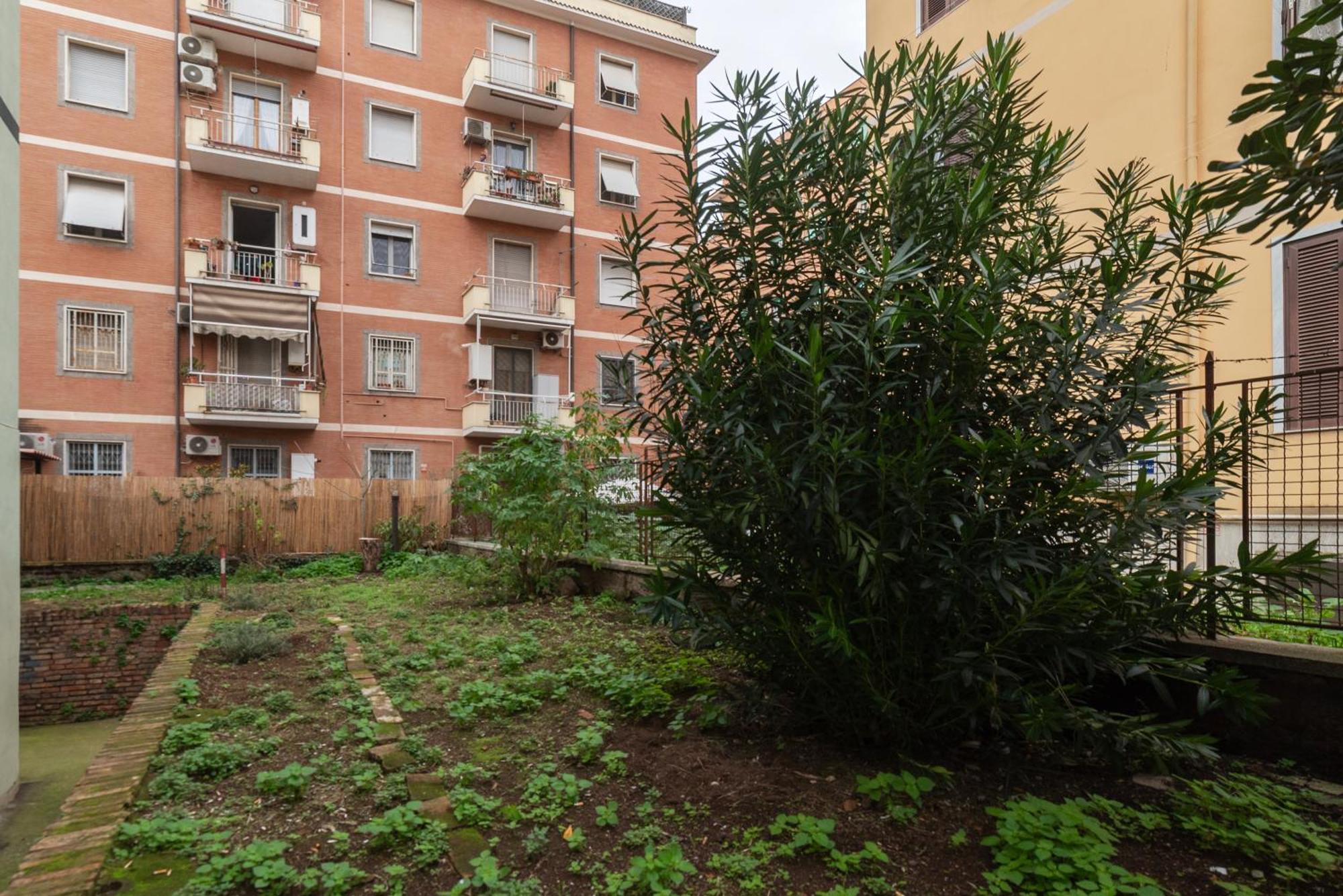 Facile Collegamento Al Centro Di *