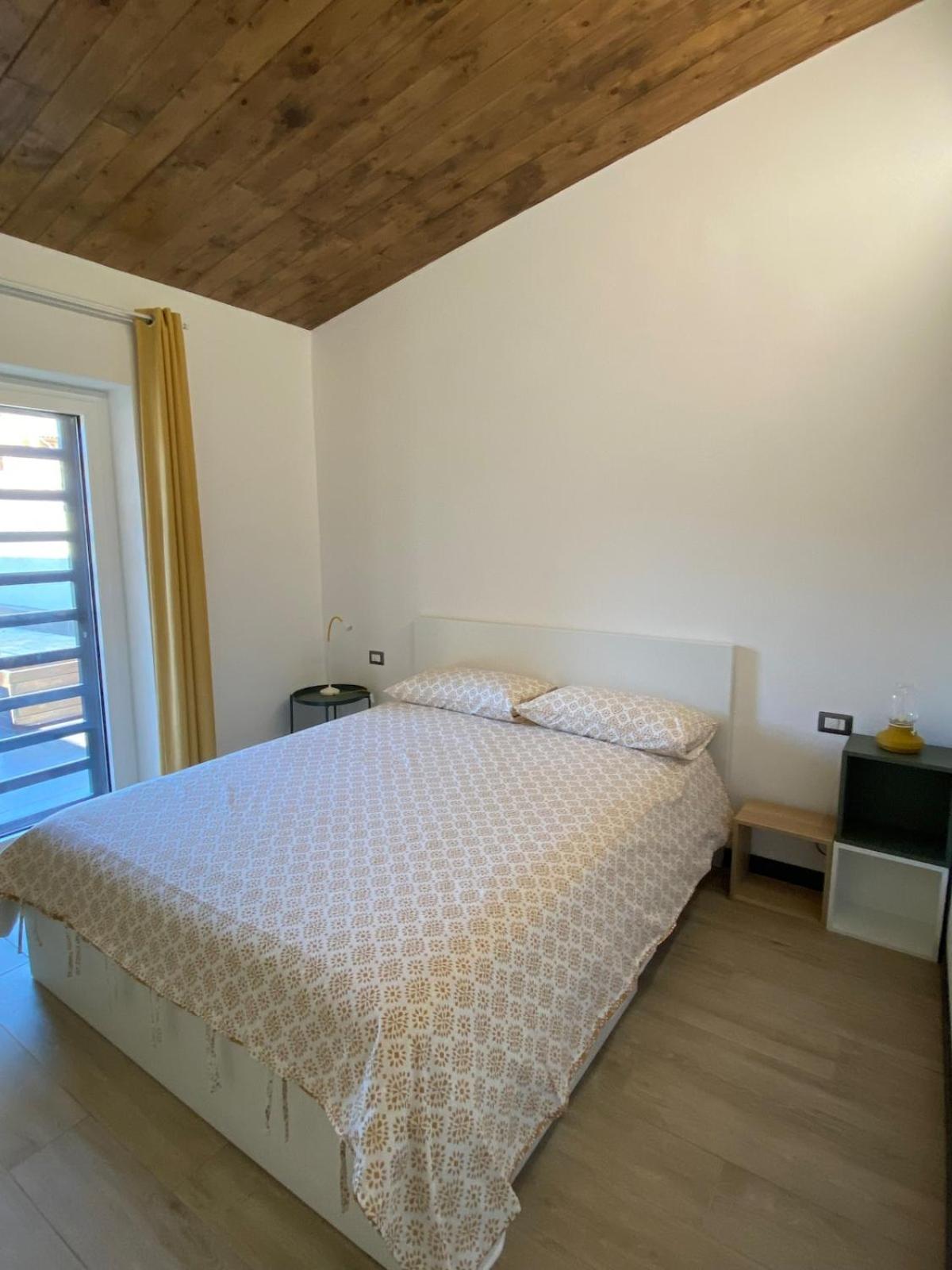 Villino Ancillotto With Garden And Parking Motorcycle Space * Roma