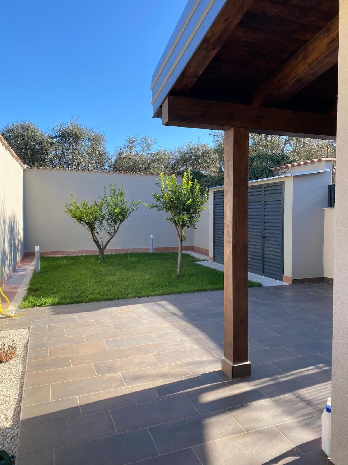 Villino Ancillotto With Garden And Parking Motorcycle Space Roma