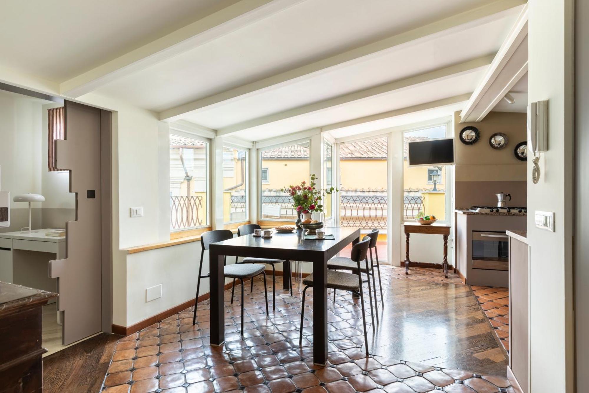 Trevi Charming Penthouse Rom