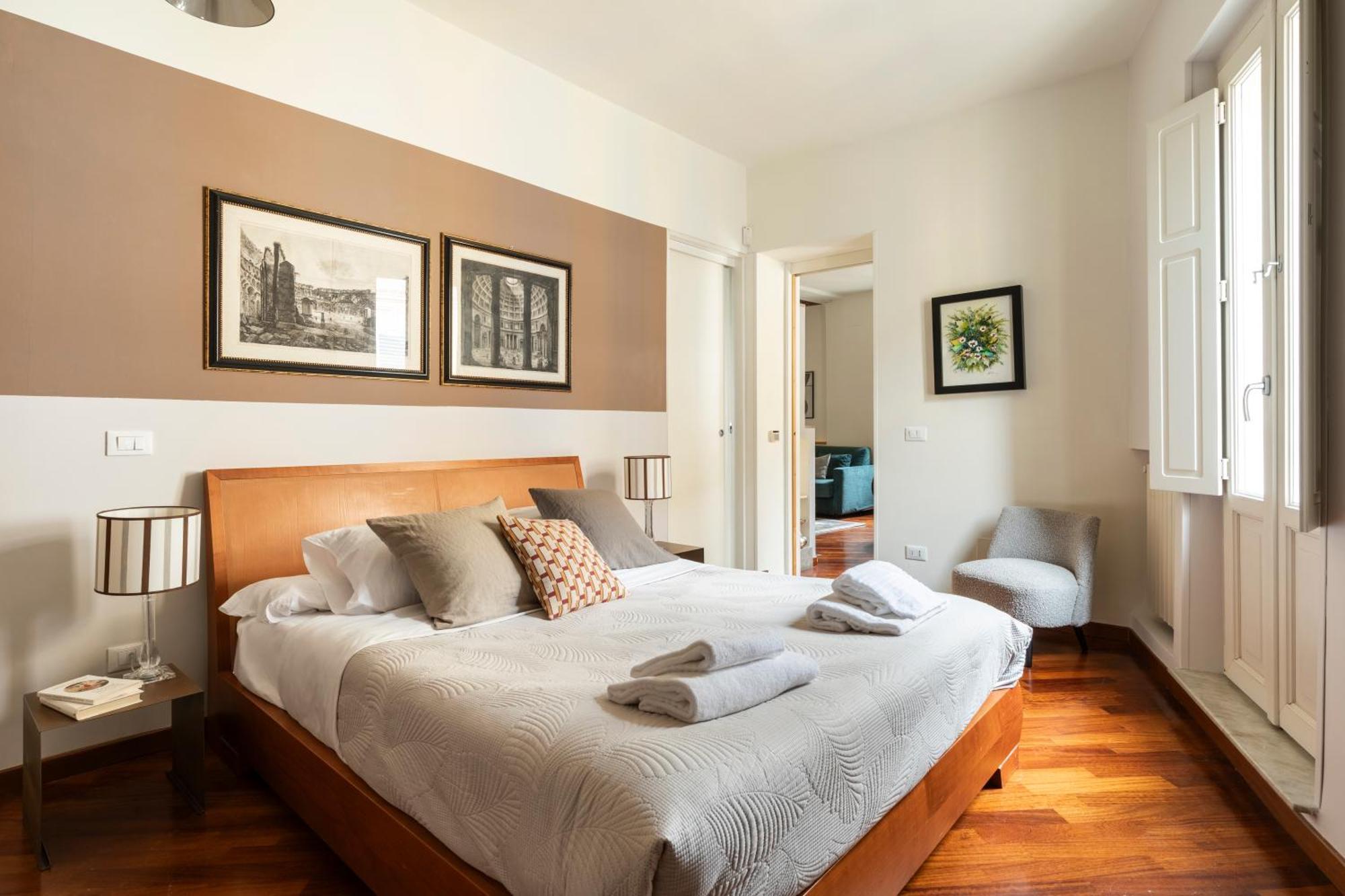 Apartment Trevi Charming Penthouse *