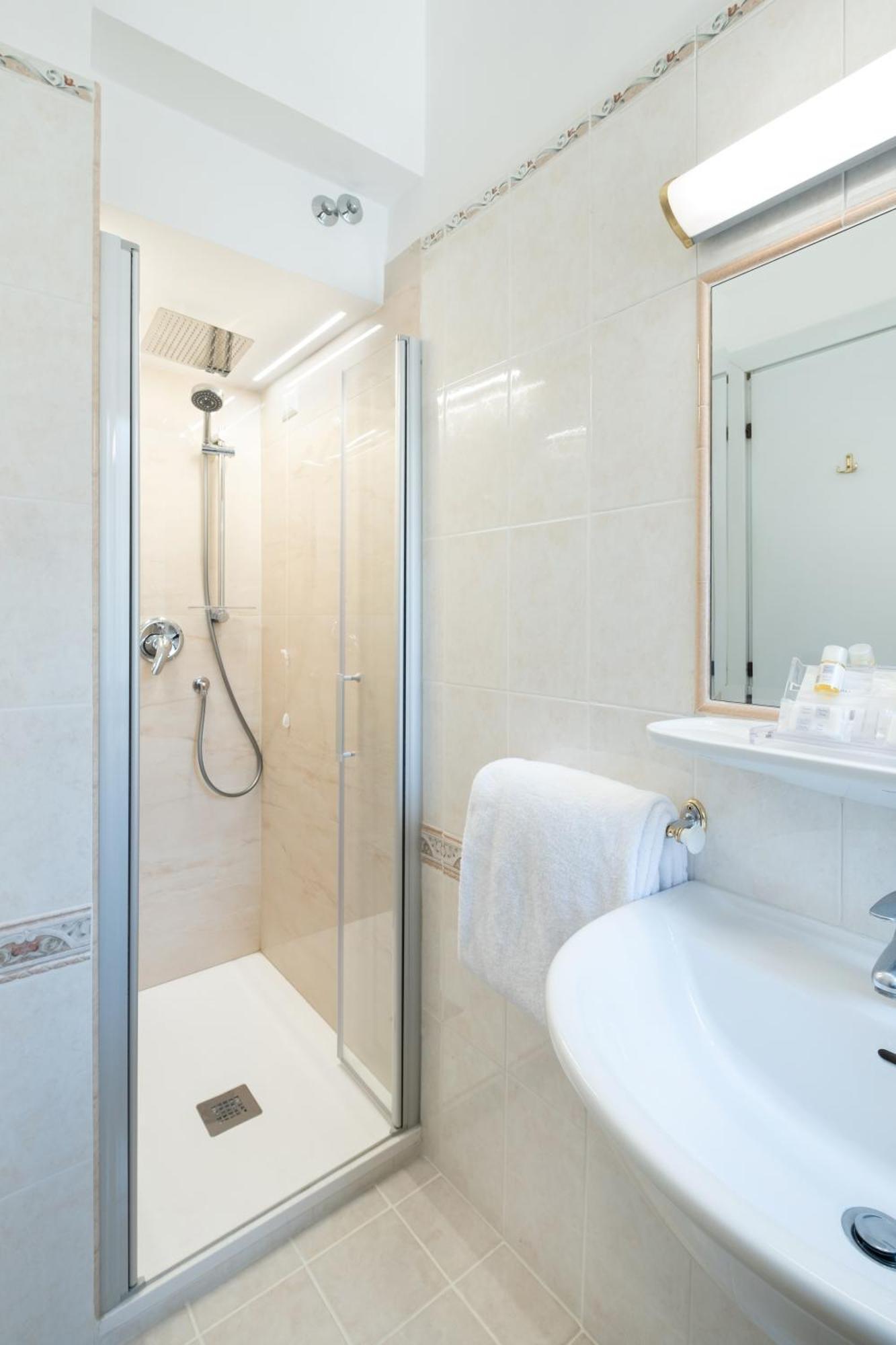 Hotel Santa Prisca Roma