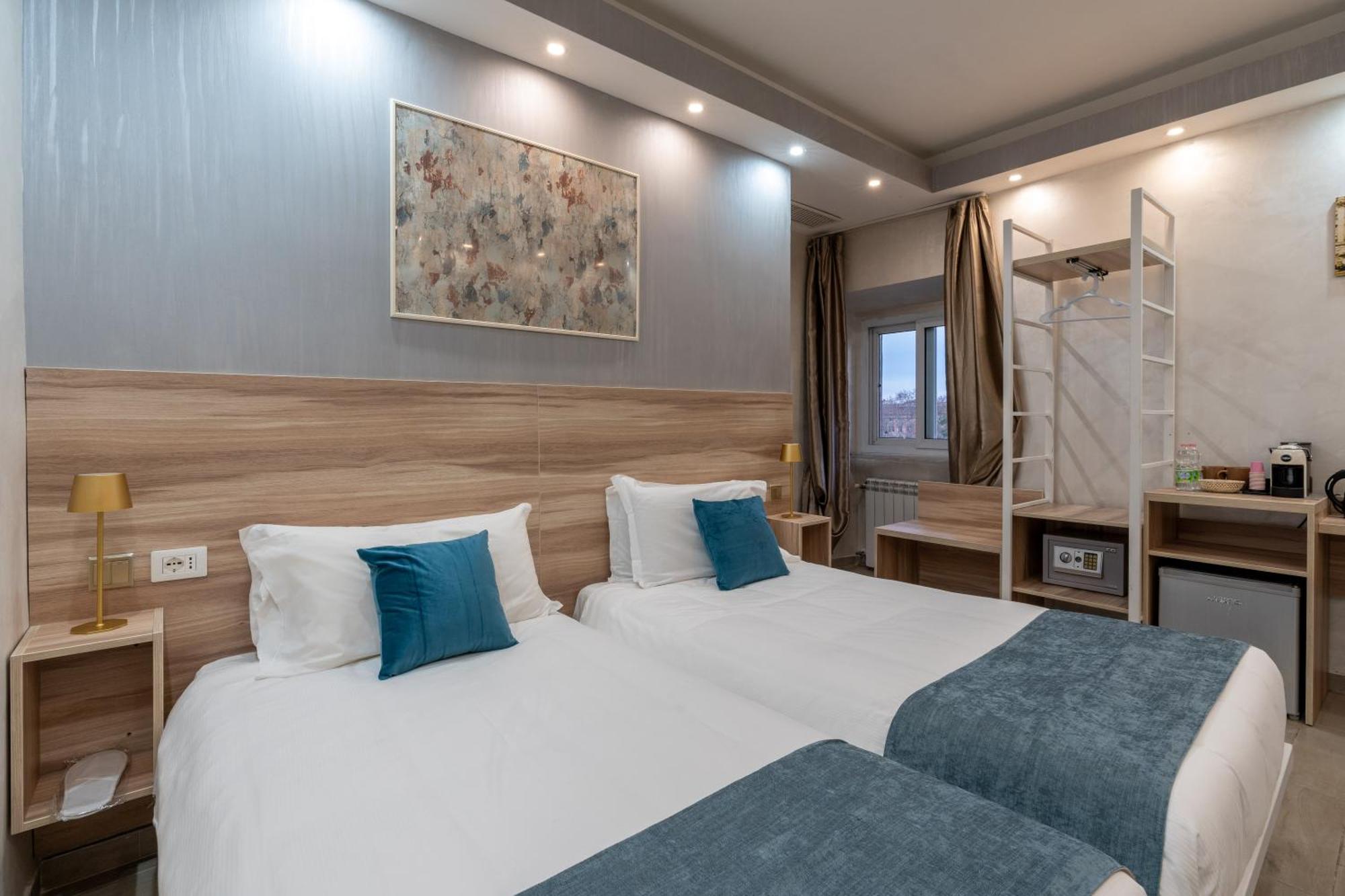 Leone D'oro - Close To Piazza Vittorio