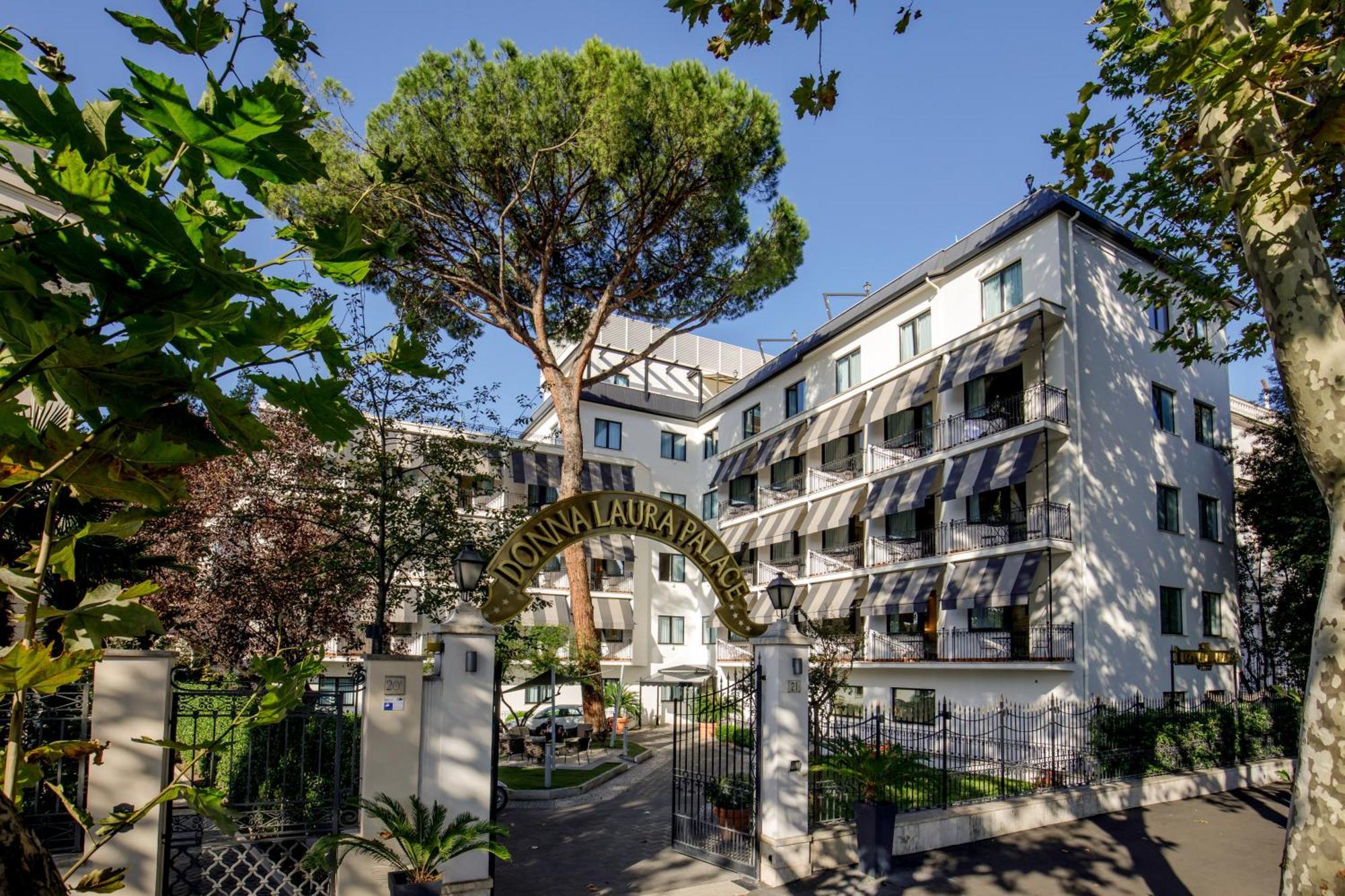 Donna Laura Palace By Omnia Hotell