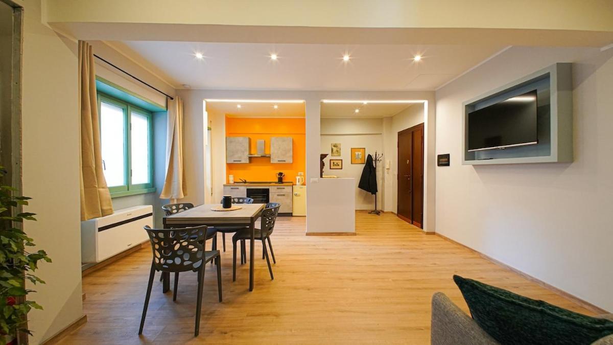 Apartamento Dell'arte - Metro Linea A Roma