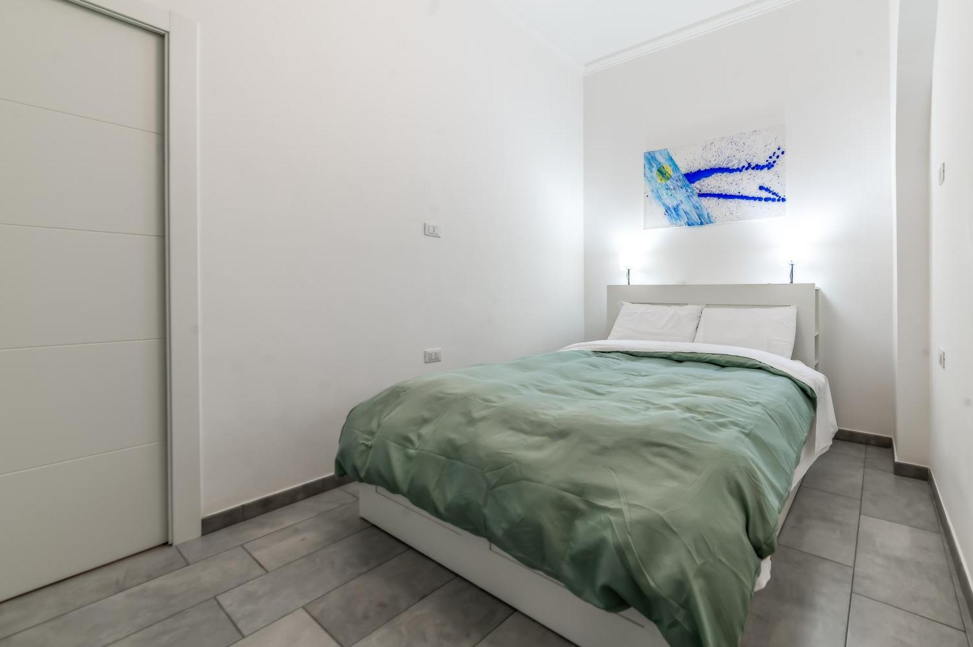 Appartamento Benedetta Flat - Metropigneto & Tram - Free Wi-fi Roma